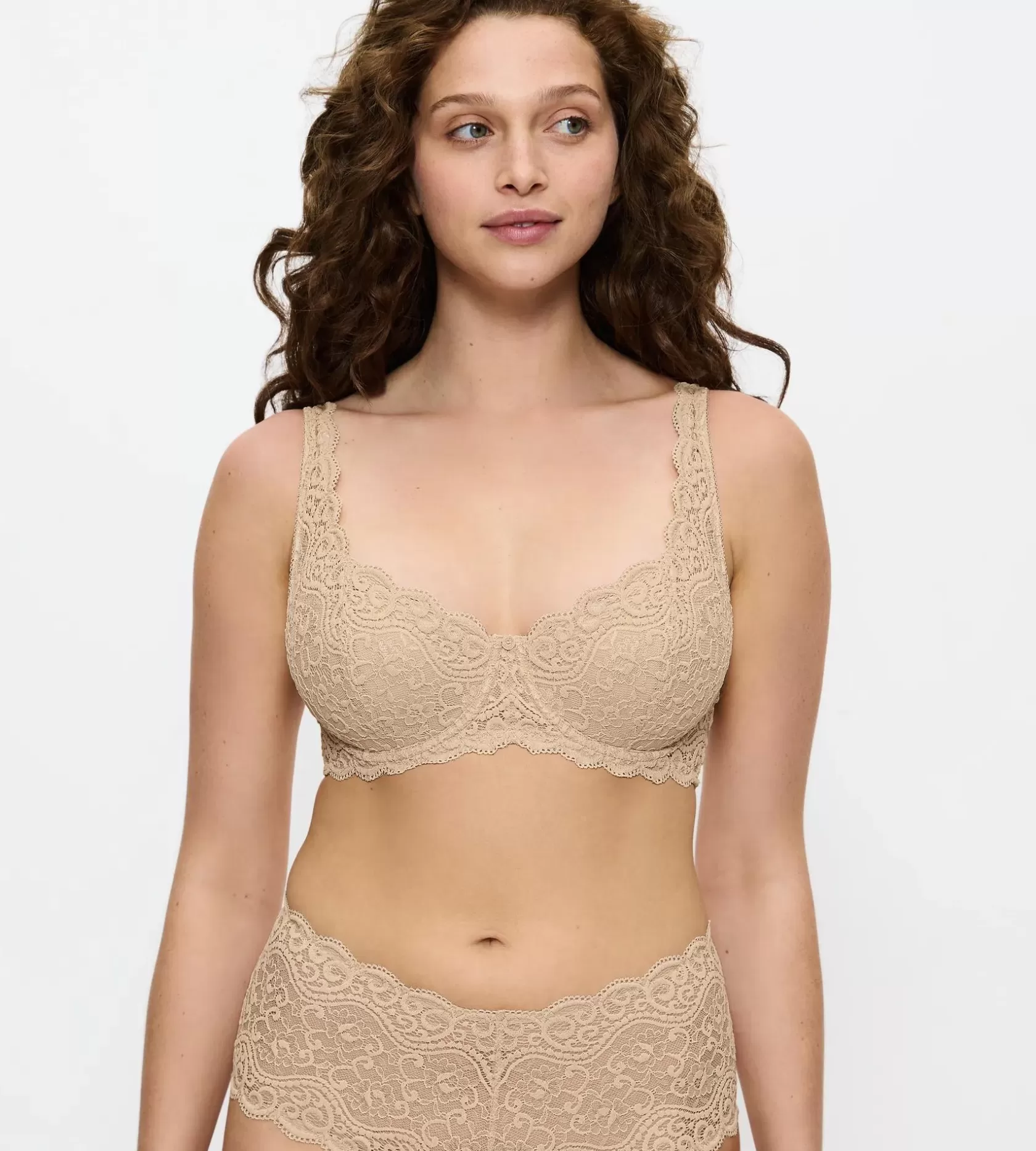 Triumph AMOURETTE Skin Shop