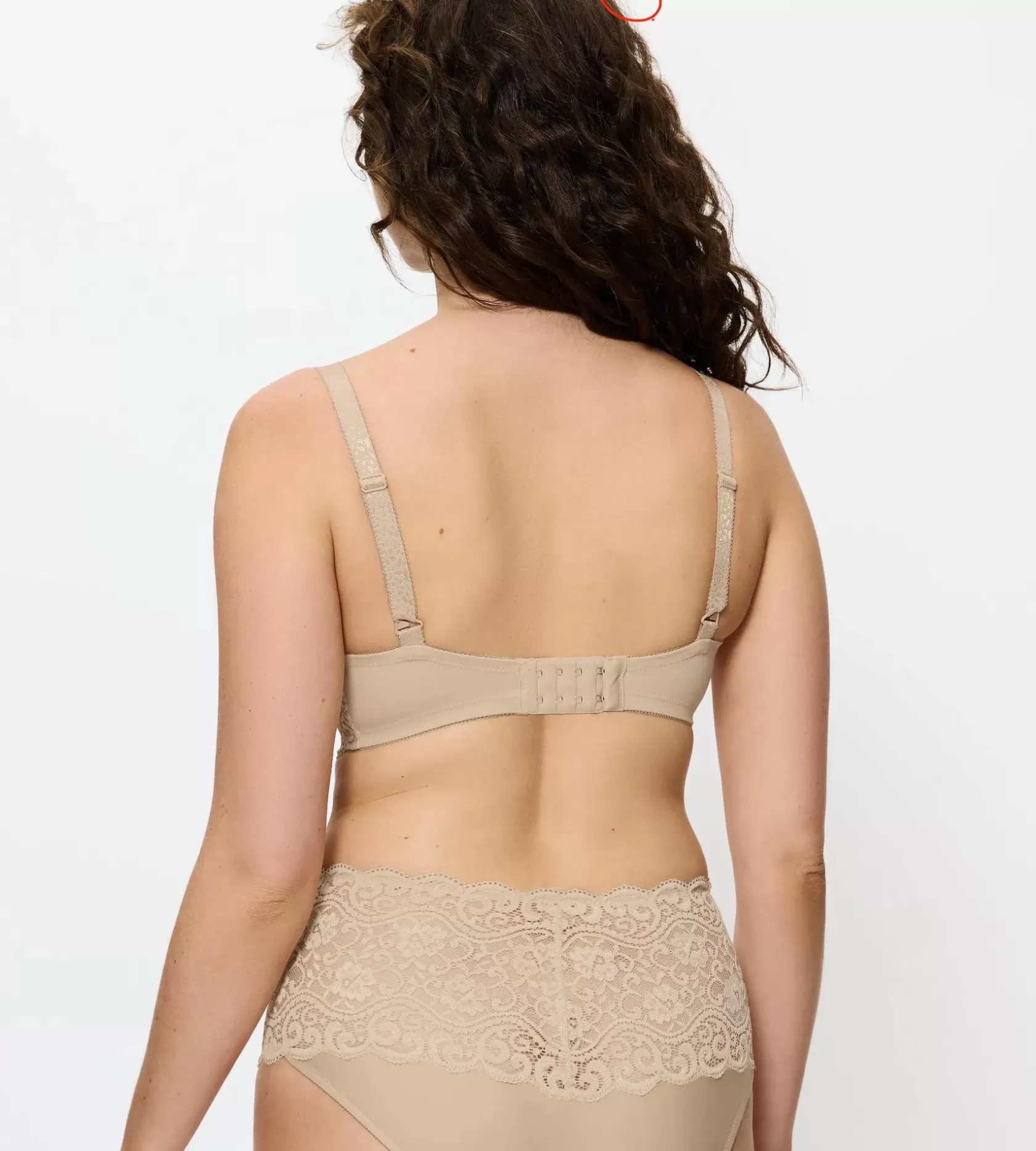 amourette_5-24.webp Triumph AMOURETTE Skin Fashion