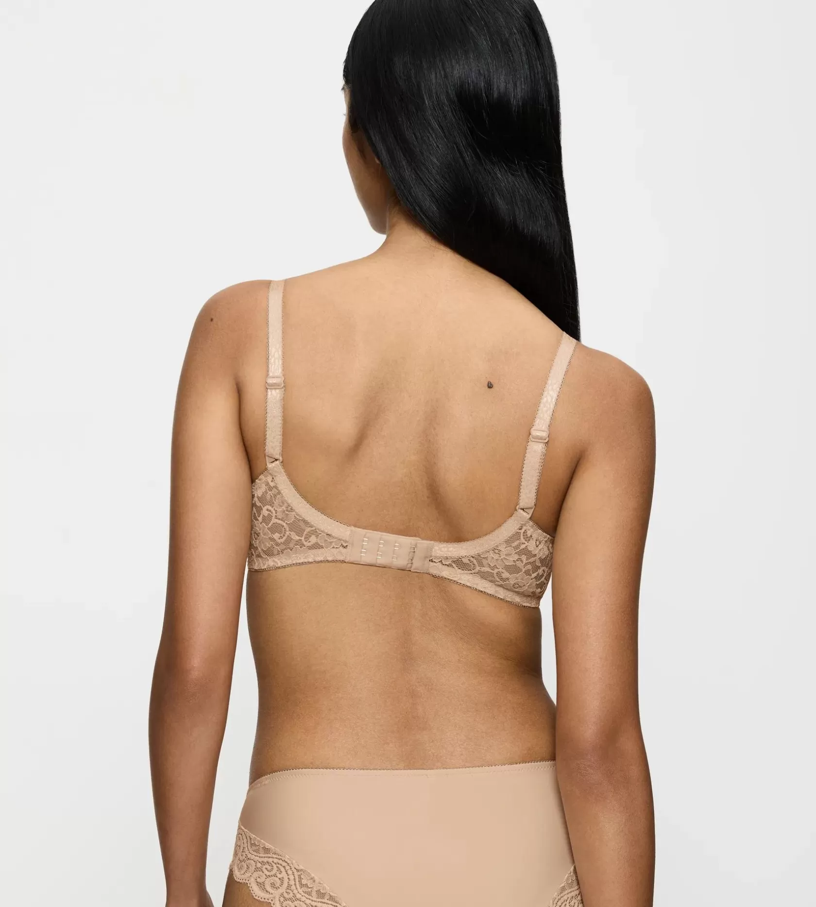 amourette_5-26.webp Triumph AMOURETTE Skin Shop