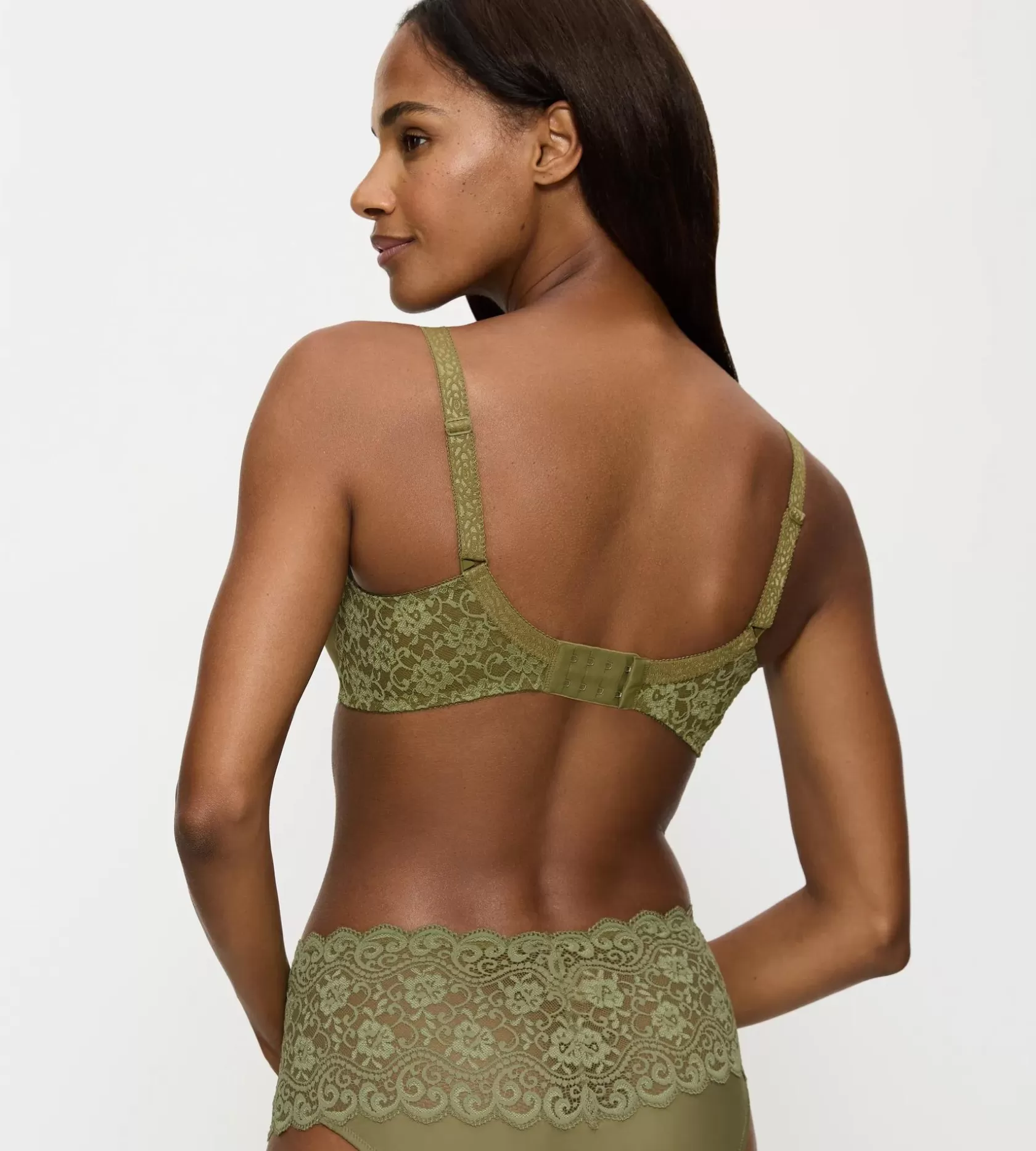 amourette_5-42.webp Triumph AMOURETTE MartiniOlive Best