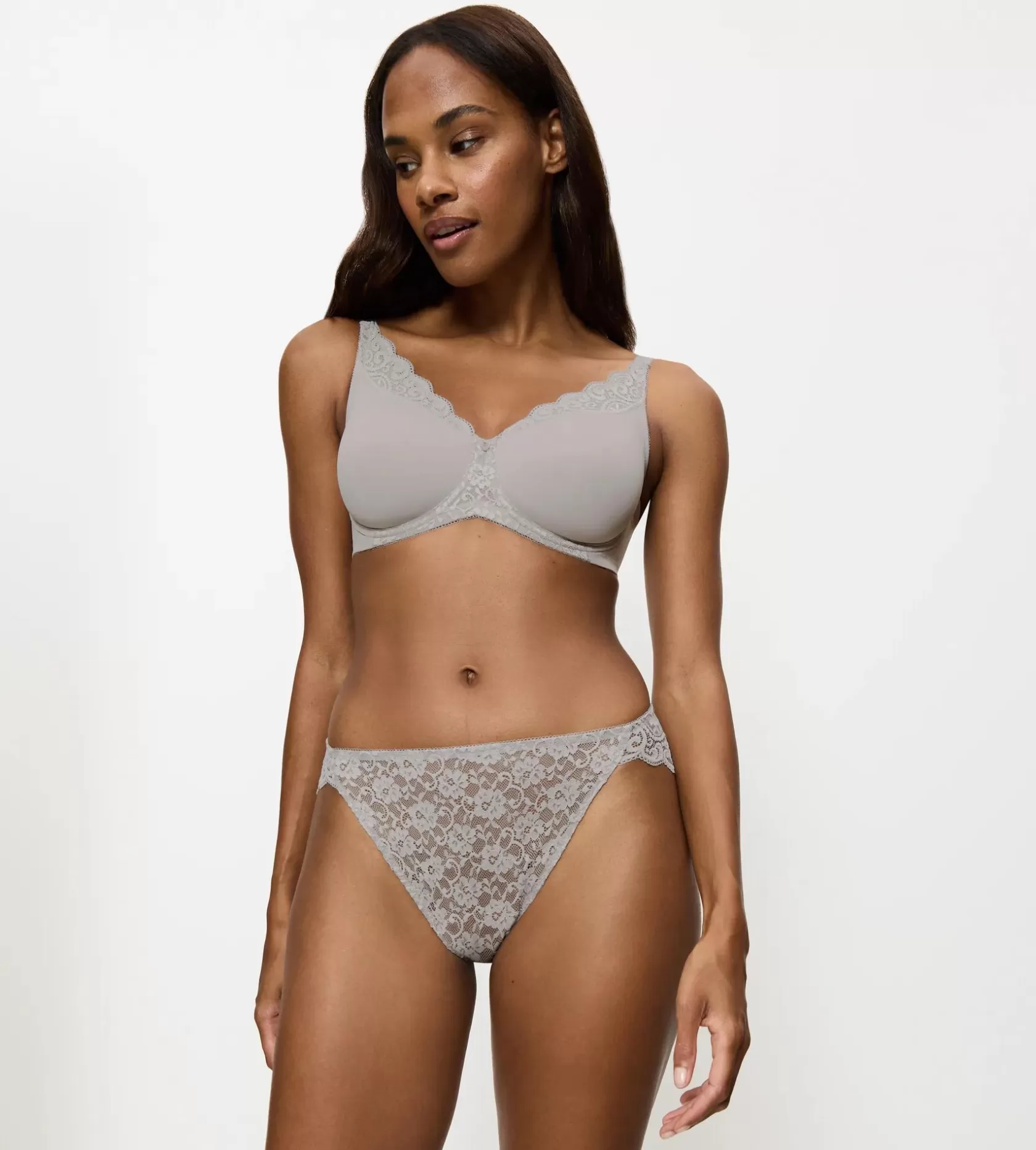amourette_6-11.webp Triumph AMOURETTE Silentgrey Outlet