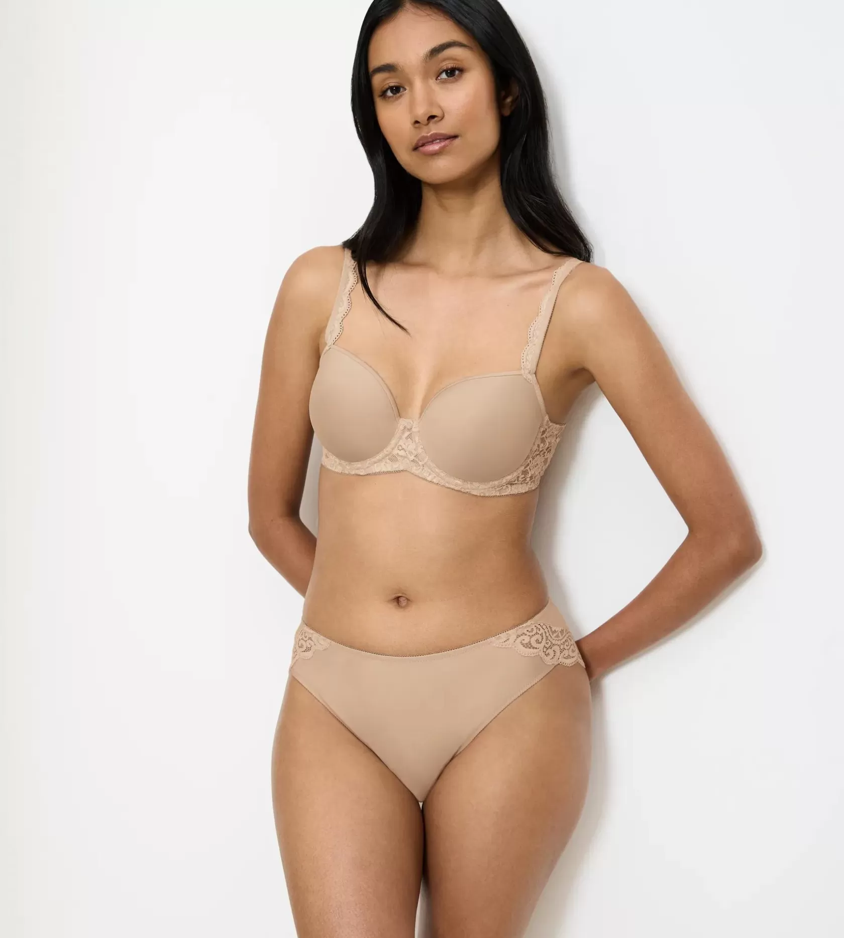 amourette_6-26.webp Triumph AMOURETTE Skin Shop