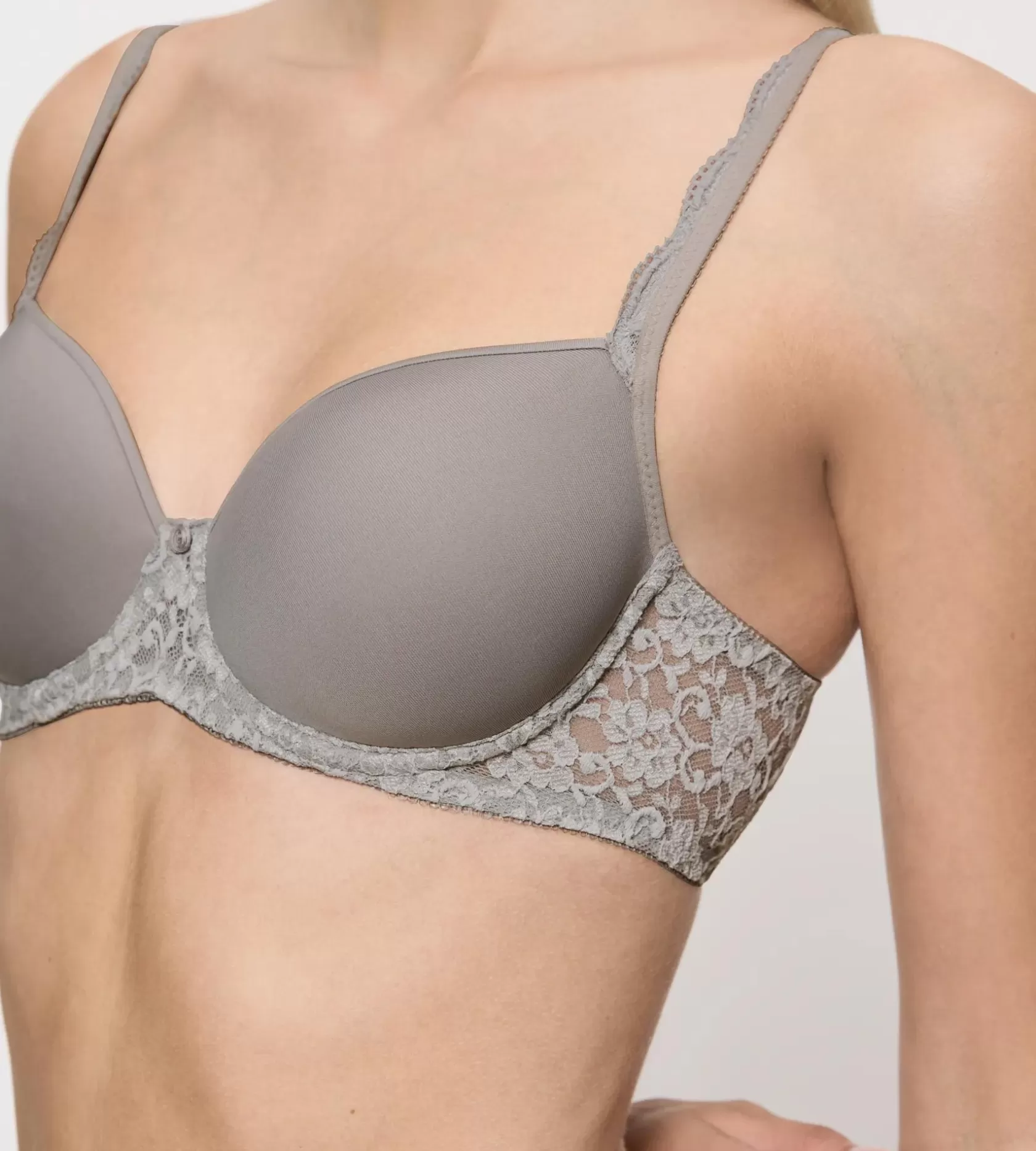 amourette_7-34.webp Triumph AMOURETTE Silentgrey Shop