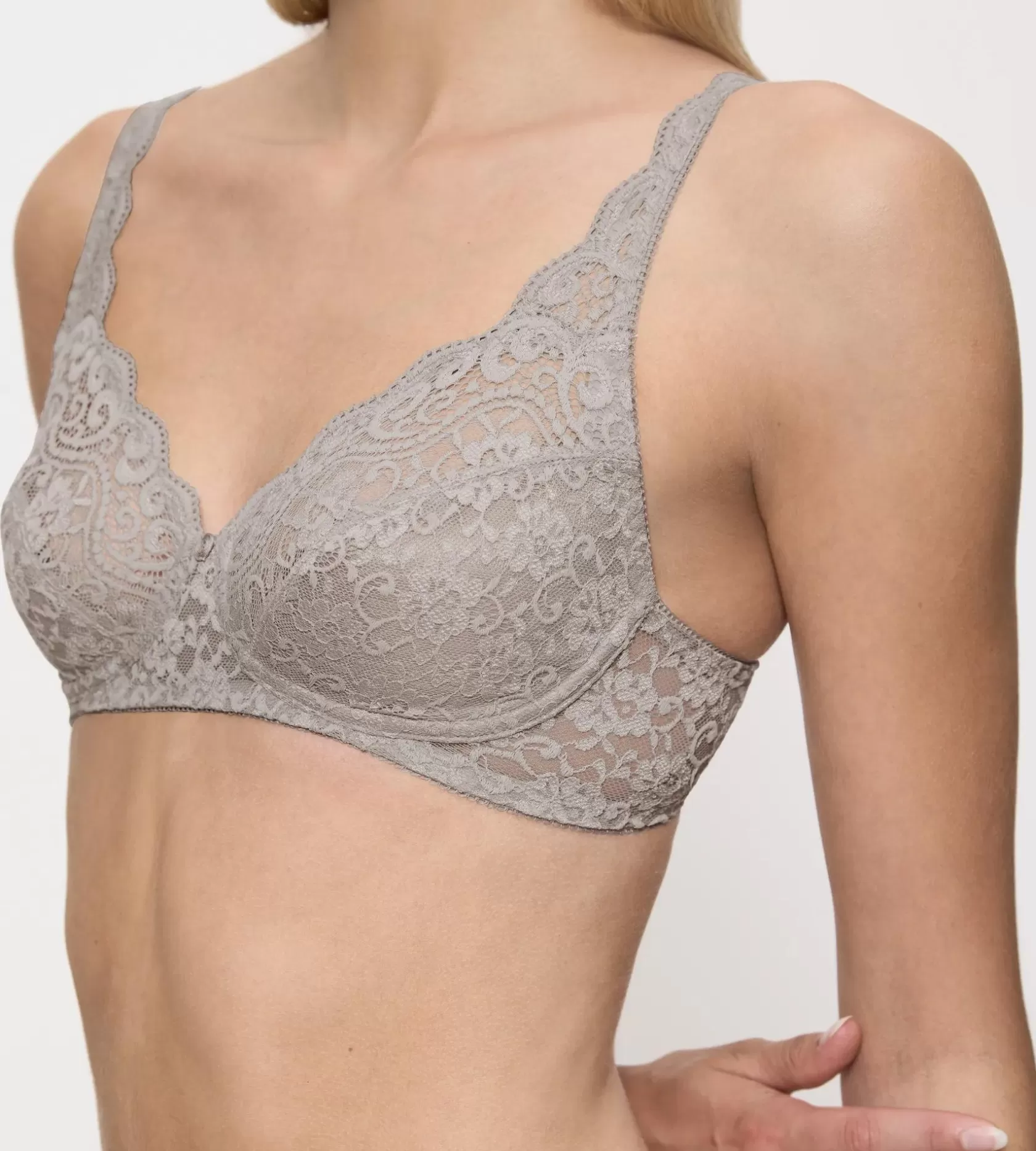 amourette_7-35.webp Triumph AMOURETTE Silentgrey Sale