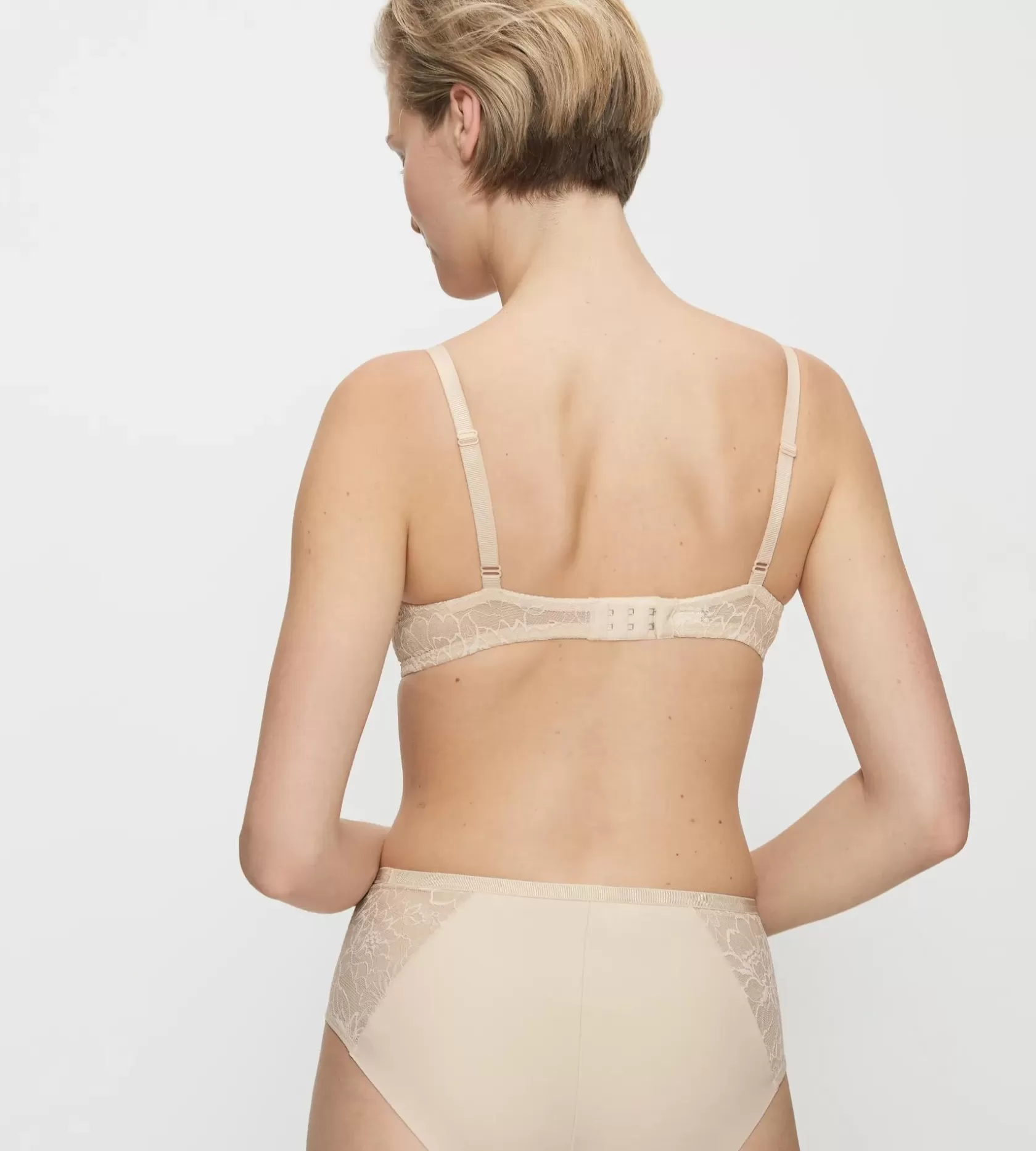 amourette_charm_5-29.webp Triumph AMOURETTE CHARM CreamyDream Store