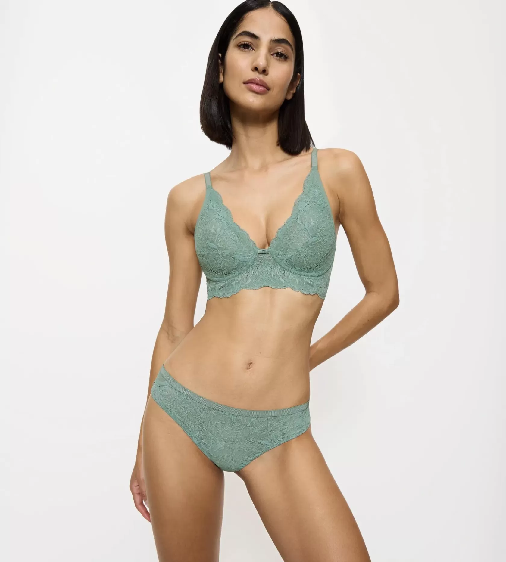 amourette_charm_6-7.webp Triumph AMOURETTE CHARM Abstinthe Outlet