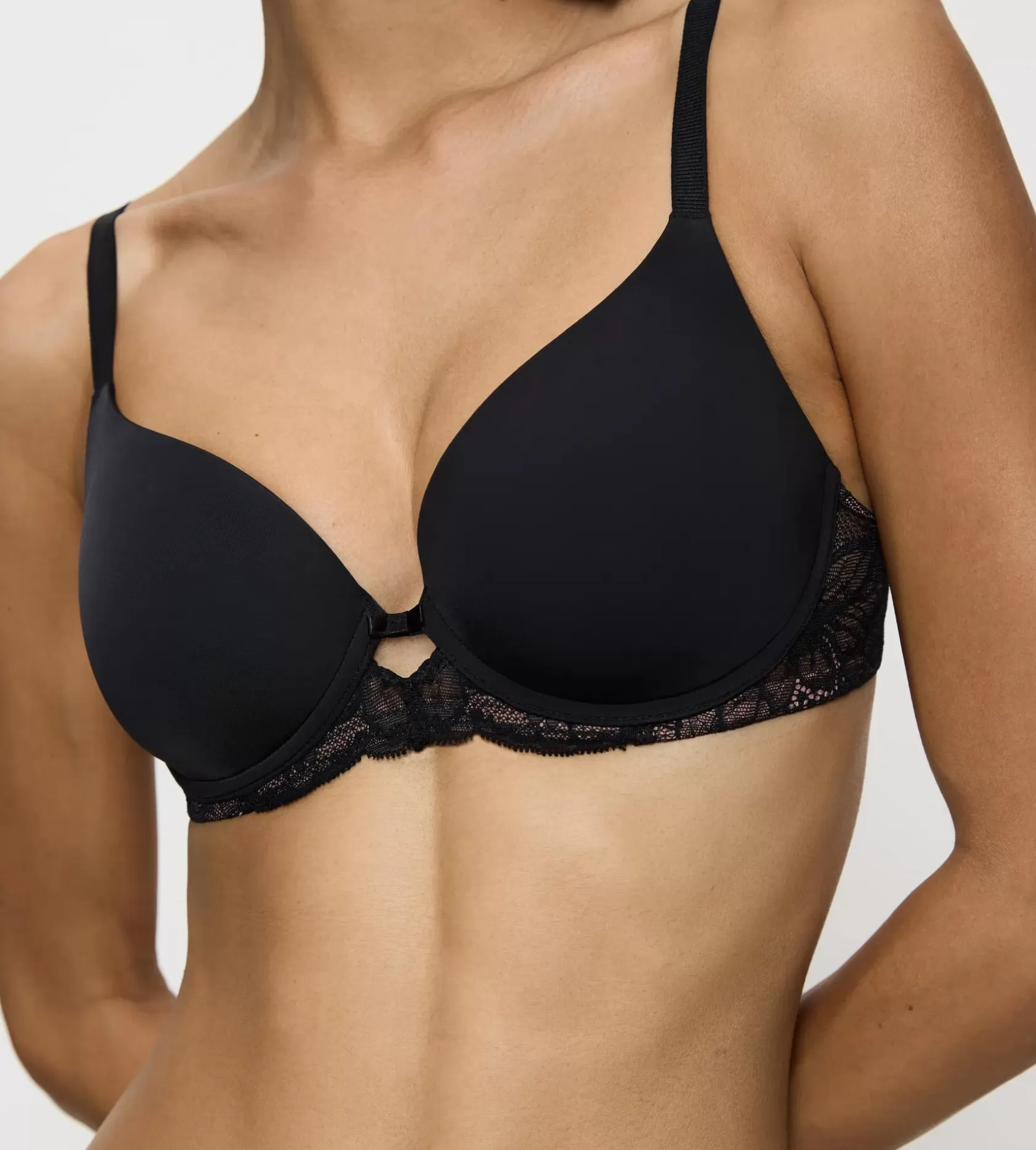 amourette_charm_7-38.webp Triumph AMOURETTE CHARM Black Sale