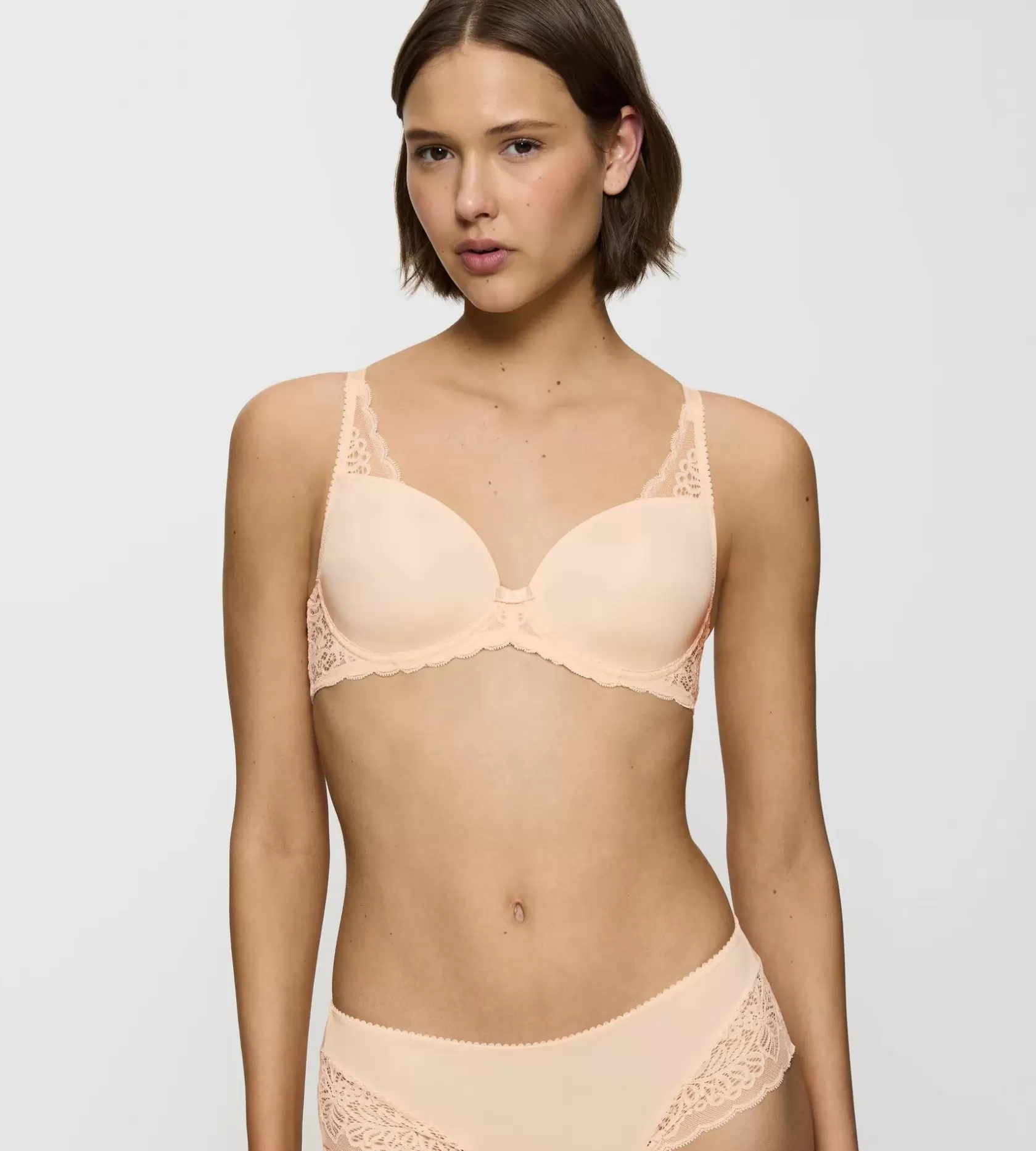 Triumph AMOURETTE SPOTLIGHT OrangeHighlight Best