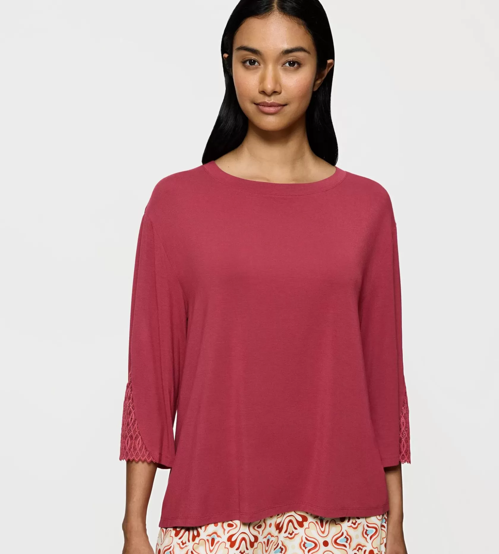 aura_spotlight_4-10.webp Triumph AURA SPOTLIGHT Strawberryallure Hot