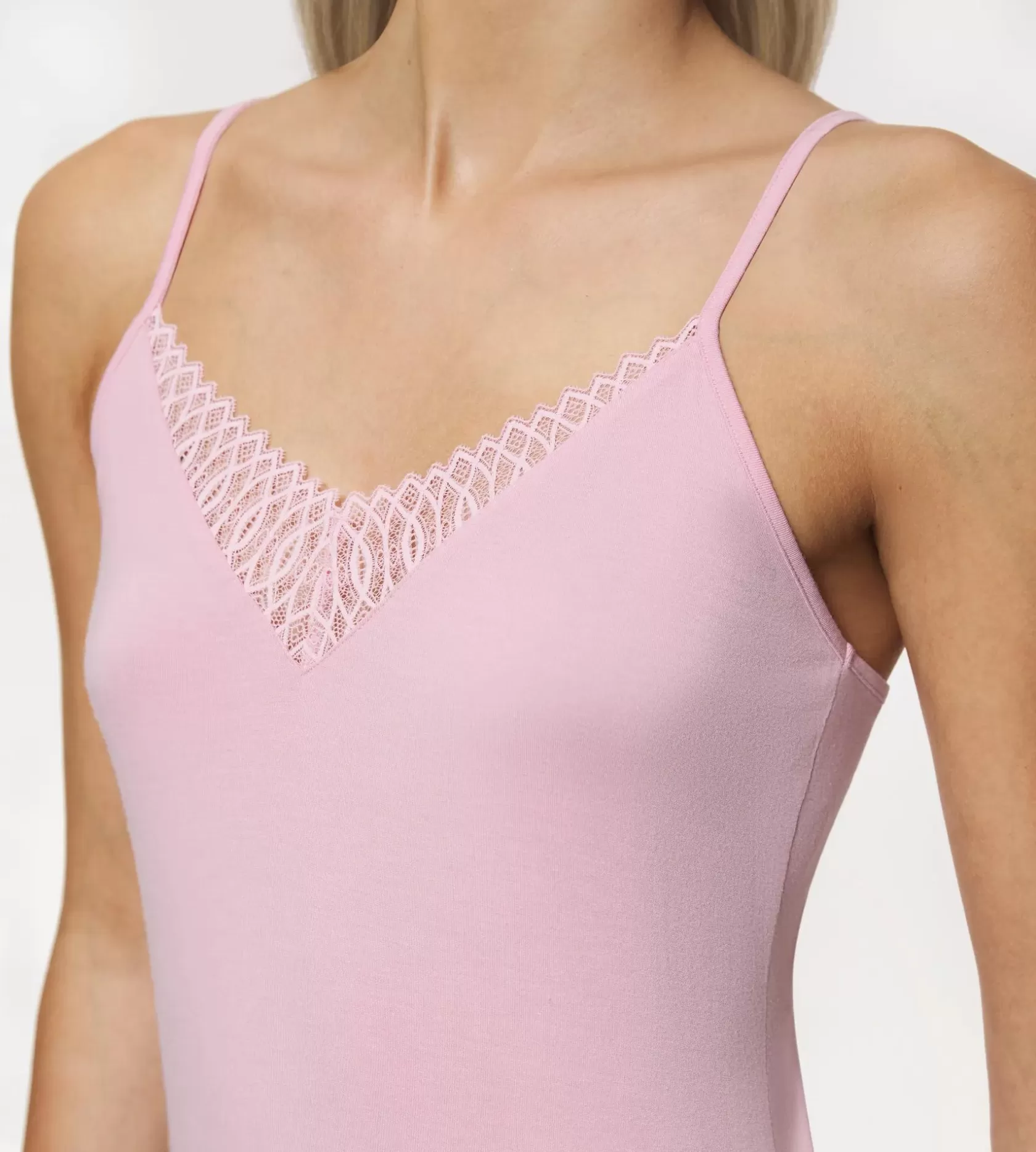 aura_spotlight_7-1.webp Triumph AURA SPOTLIGHT Sunrosepink Fashion