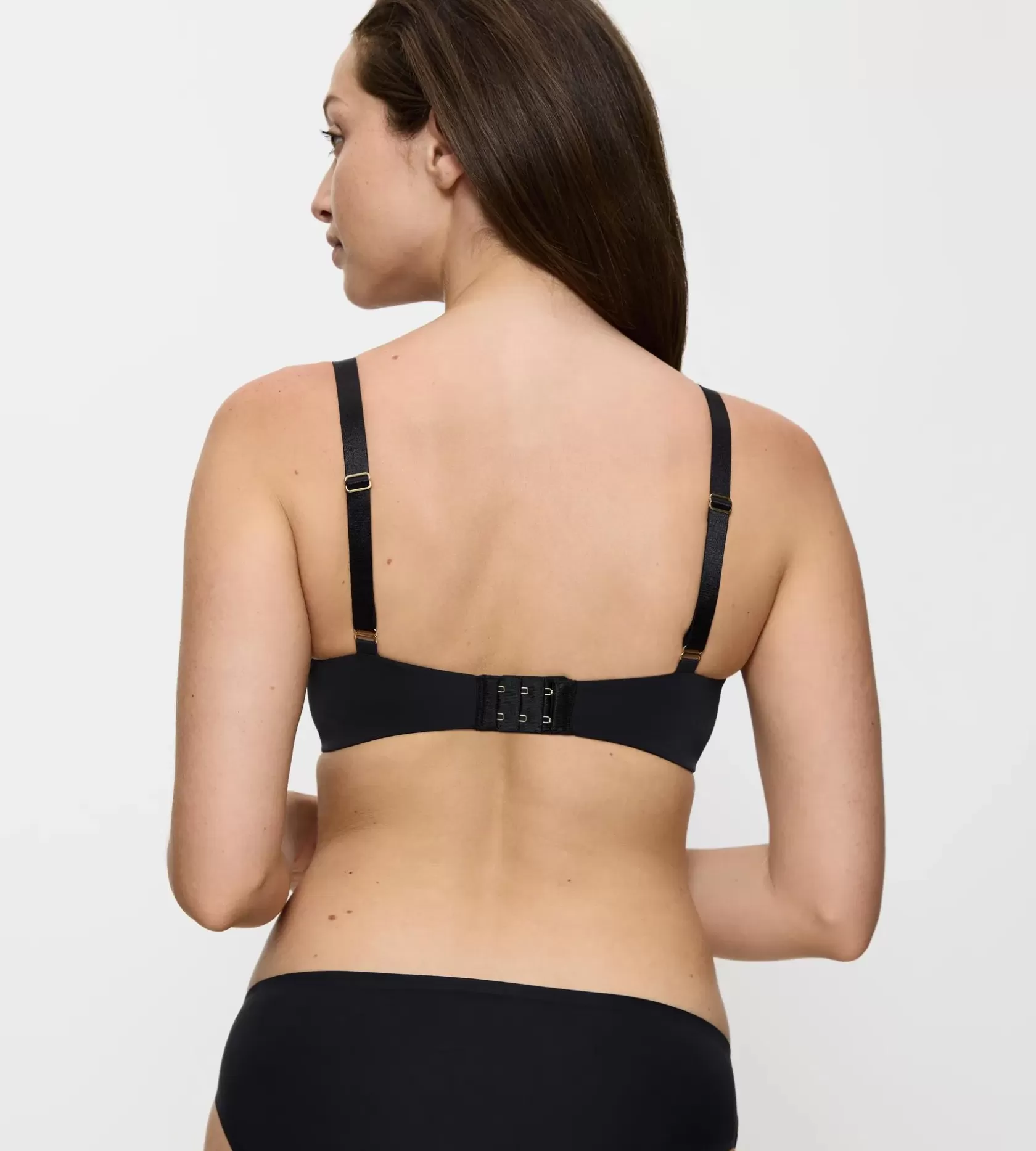 body_makeup_essentials_5-20.webp Triumph BODY MAKE-UP ESSENTIALS Black Fashion