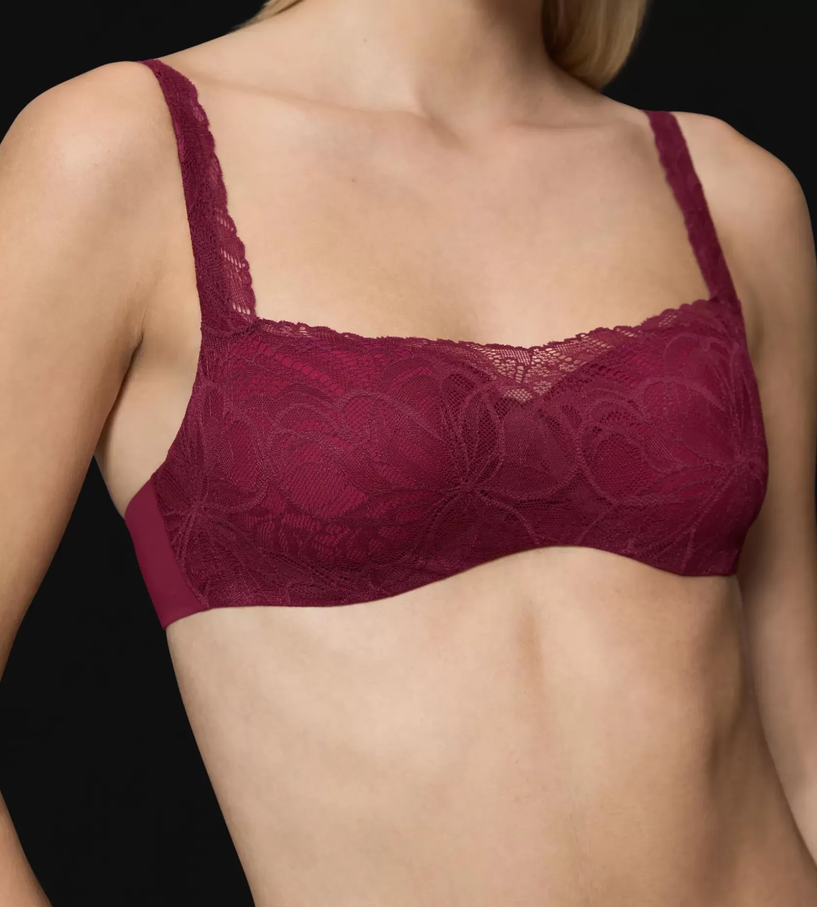 body_makeup_illusion_lace_7-8.webp Triumph BODY MAKE-UP ILLUSION LACE Woodrose Sale