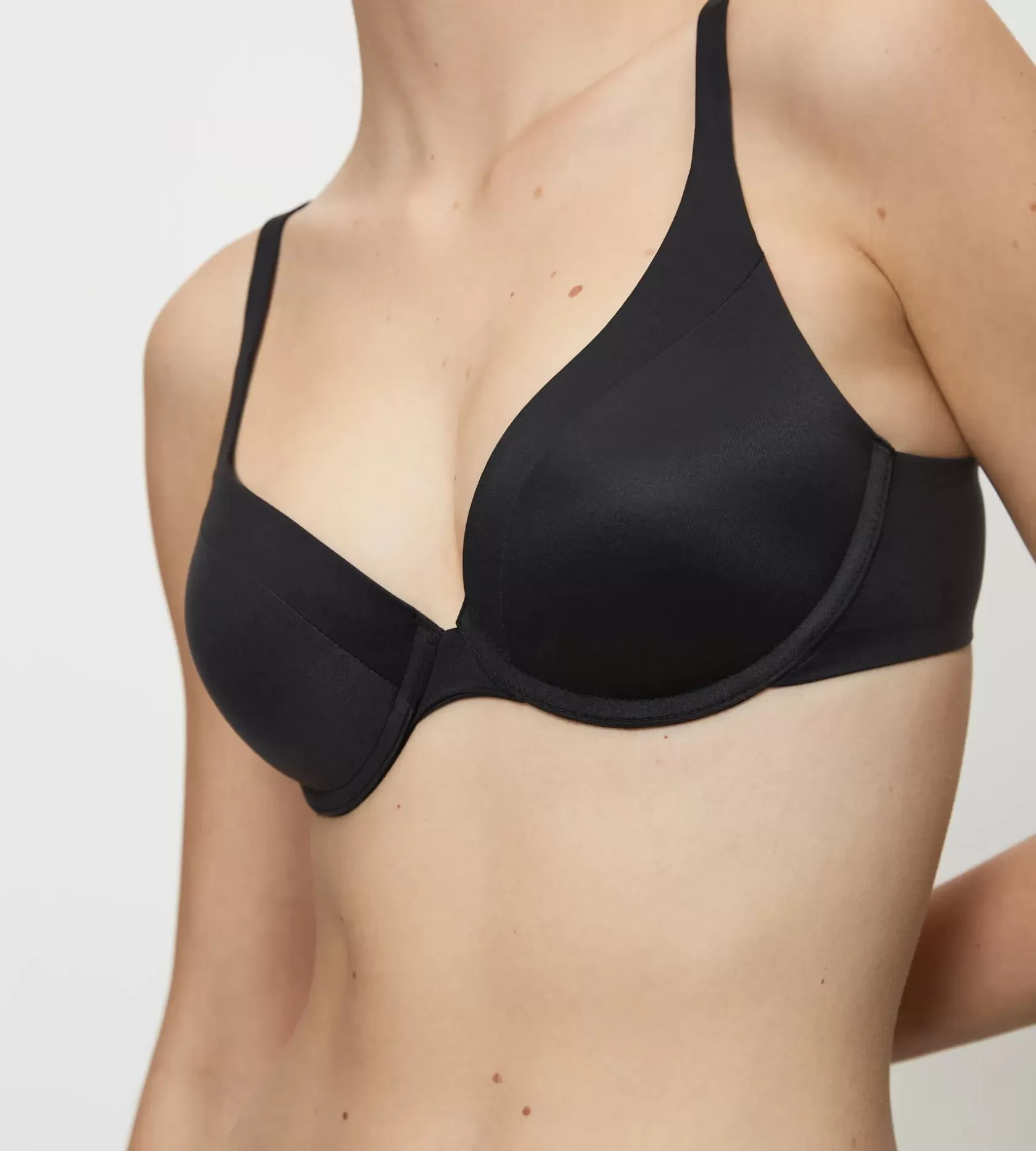 body_makeup_soft_touch_7-11.webp Triumph BODY MAKE-UP SOFT TOUCH Black Flash Sale