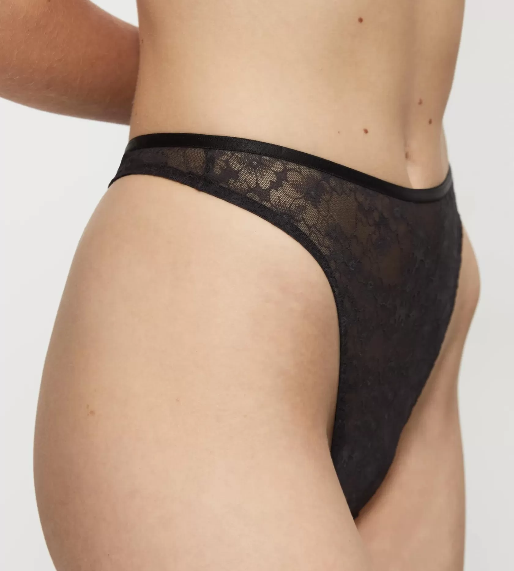 bright_spotlight_7-3.webp Triumph BRIGHT SPOTLIGHT Black Store