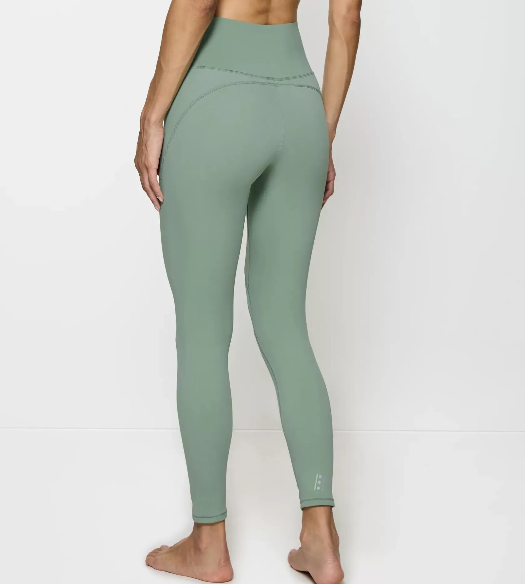 cardio_rtw_6-2.webp Triumph CARDIO RTW Abstinthe Store