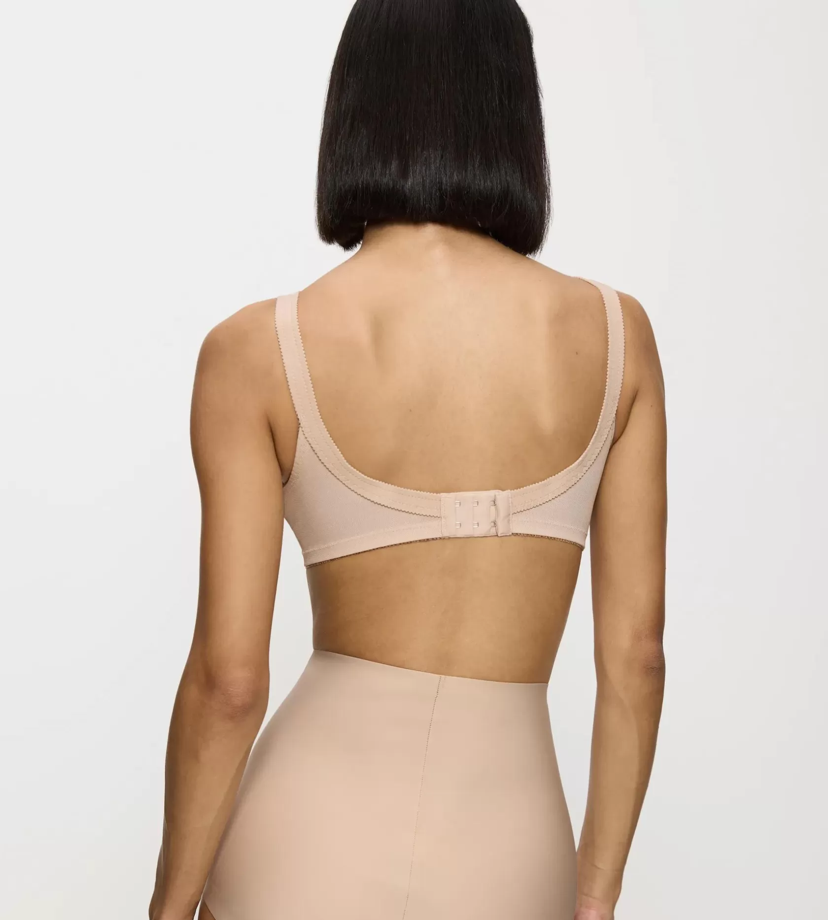 doreen_5-2.webp Triumph DOREEN Skin Best