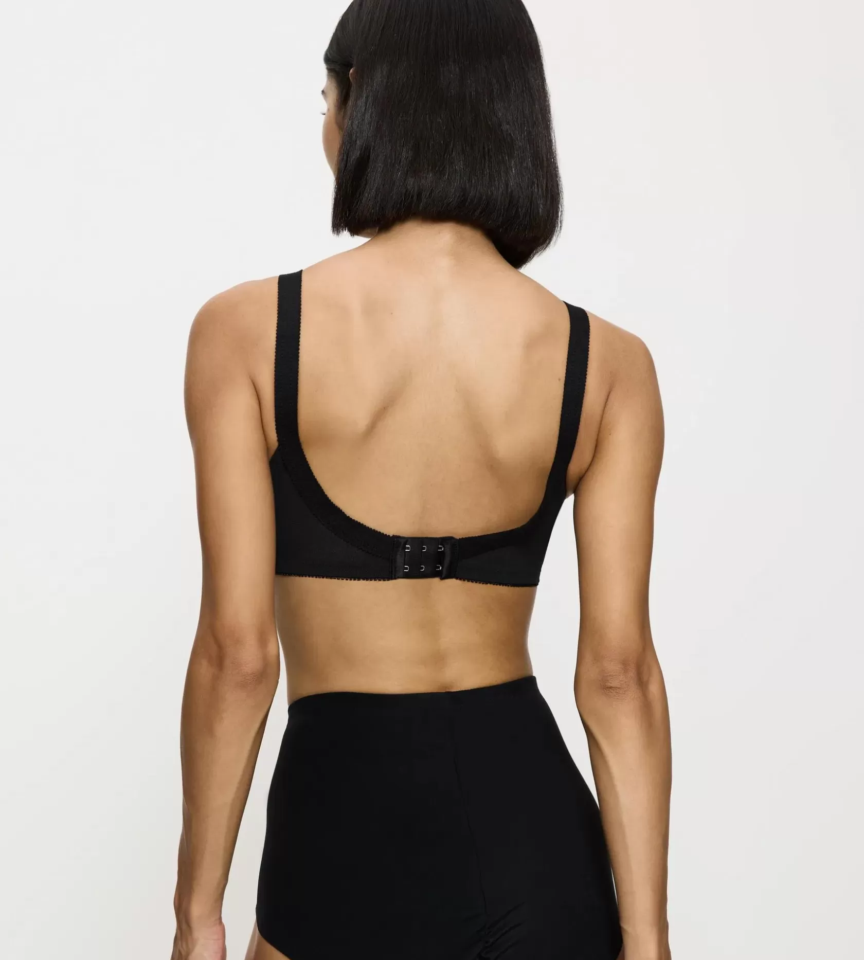 doreen_5-3.webp Triumph DOREEN Black Best Sale