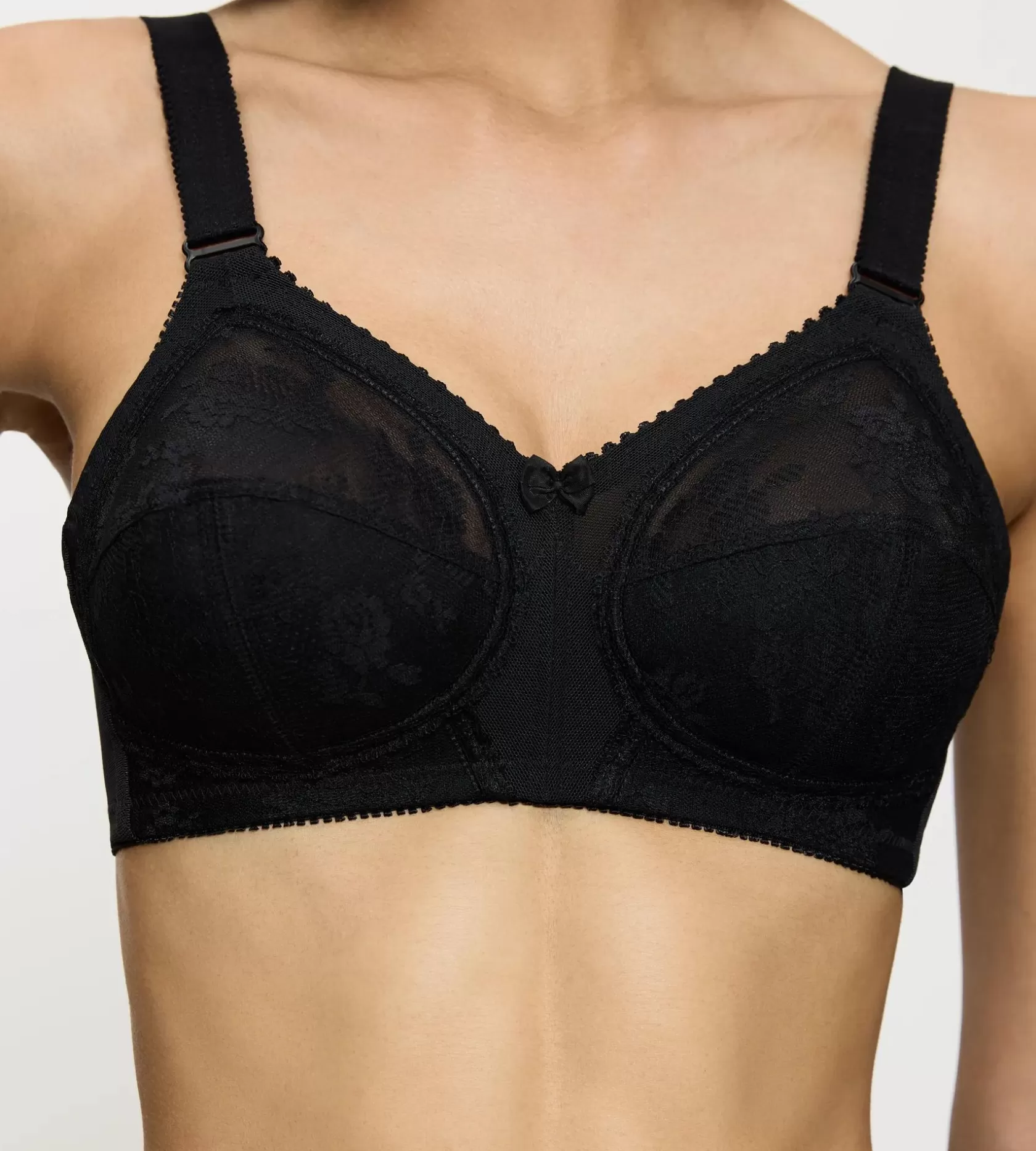 doreen_7-3.webp Triumph DOREEN Black Best Sale