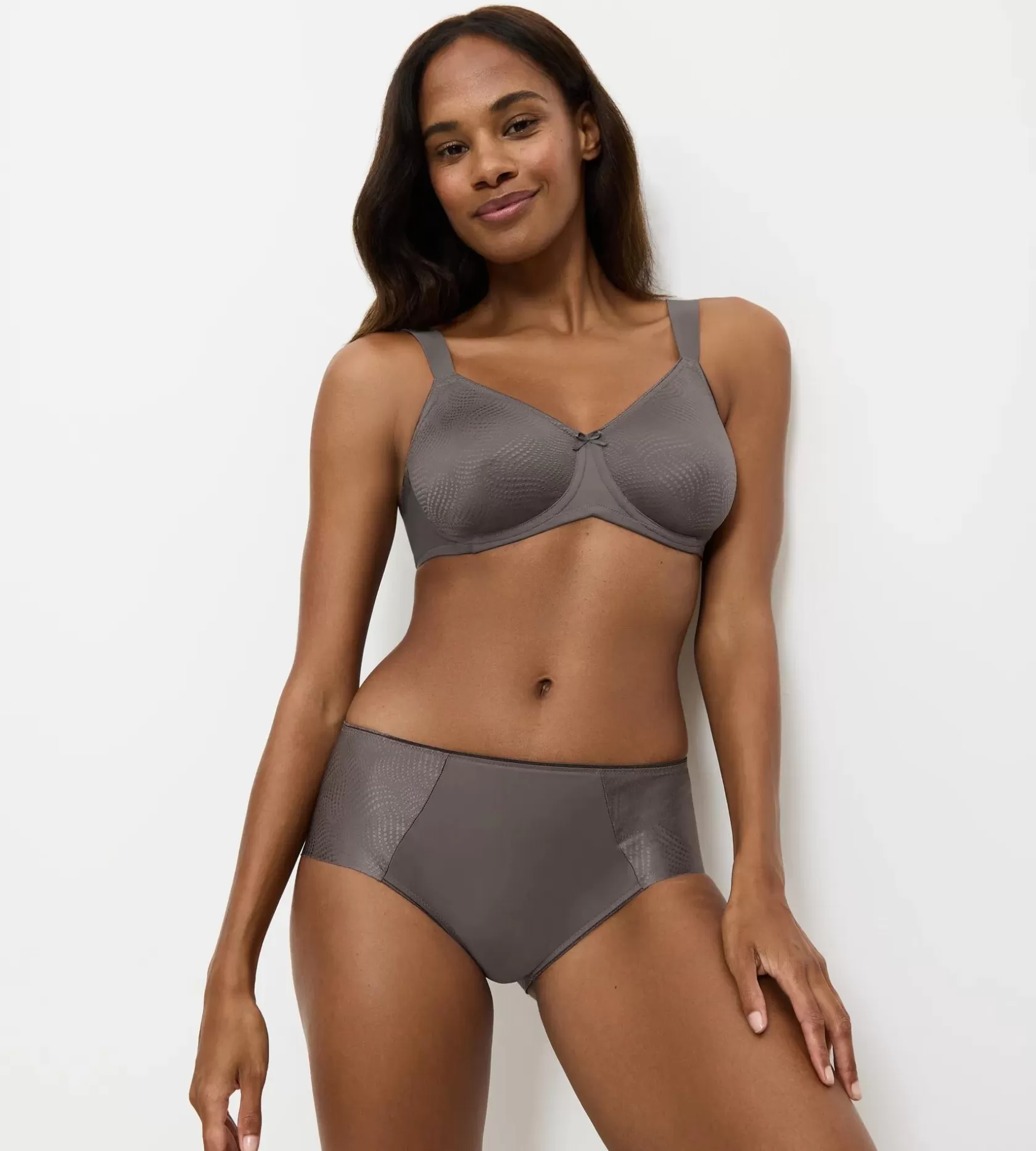 essential_minimizer_t_6-3.webp Triumph ESSENTIAL MINIMIZER T PigeonGrey Best