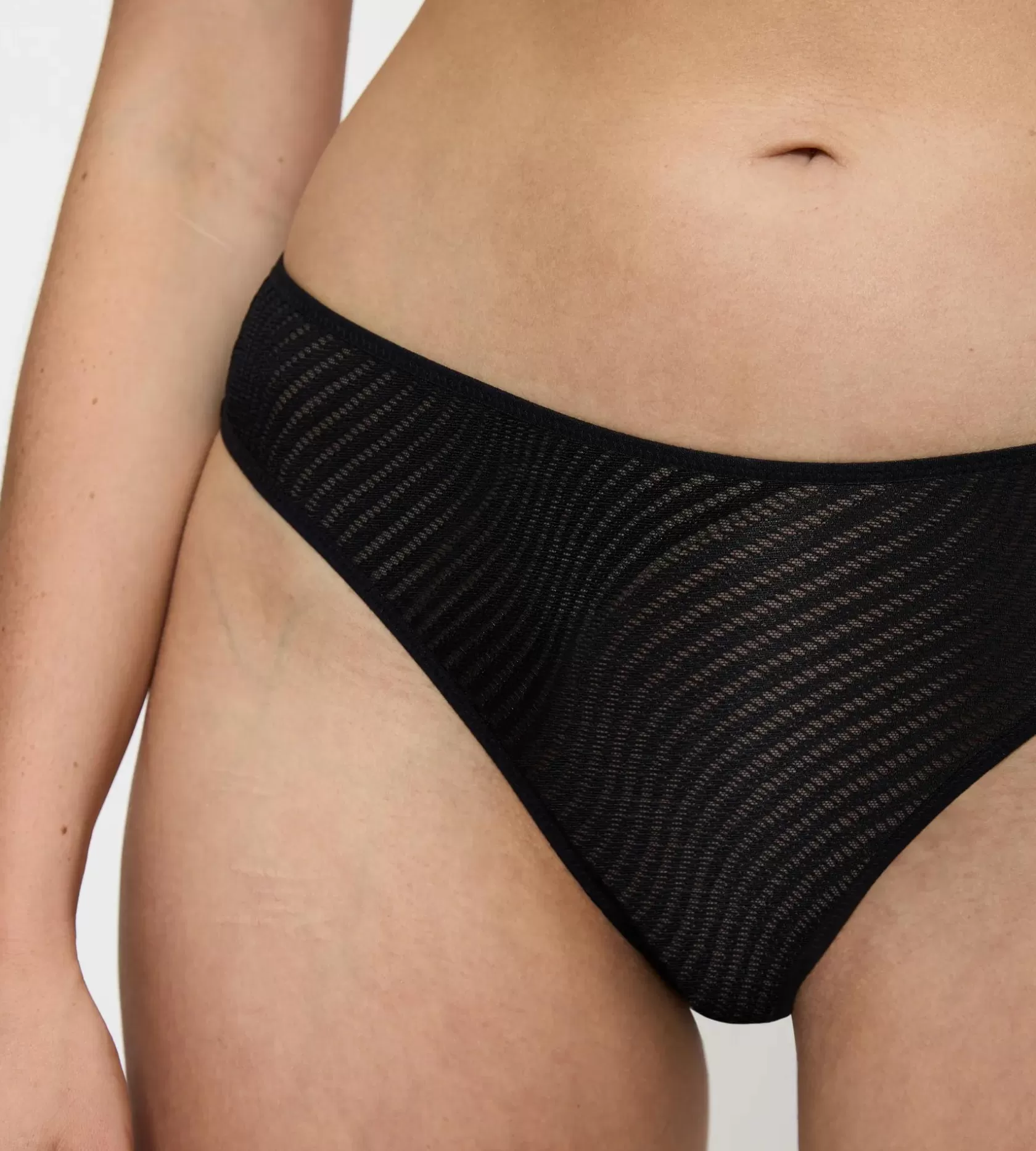 harmony_spotlight_7-3.webp Triumph HARMONY SPOTLIGHT Black Discount