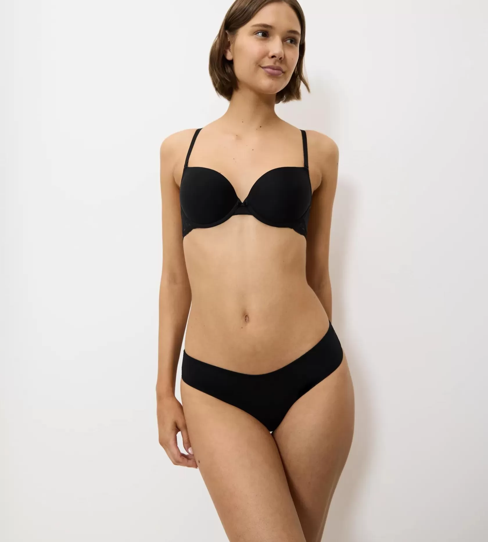 lovely_micro_7-24.webp Triumph LOVELY MICRO Black Store