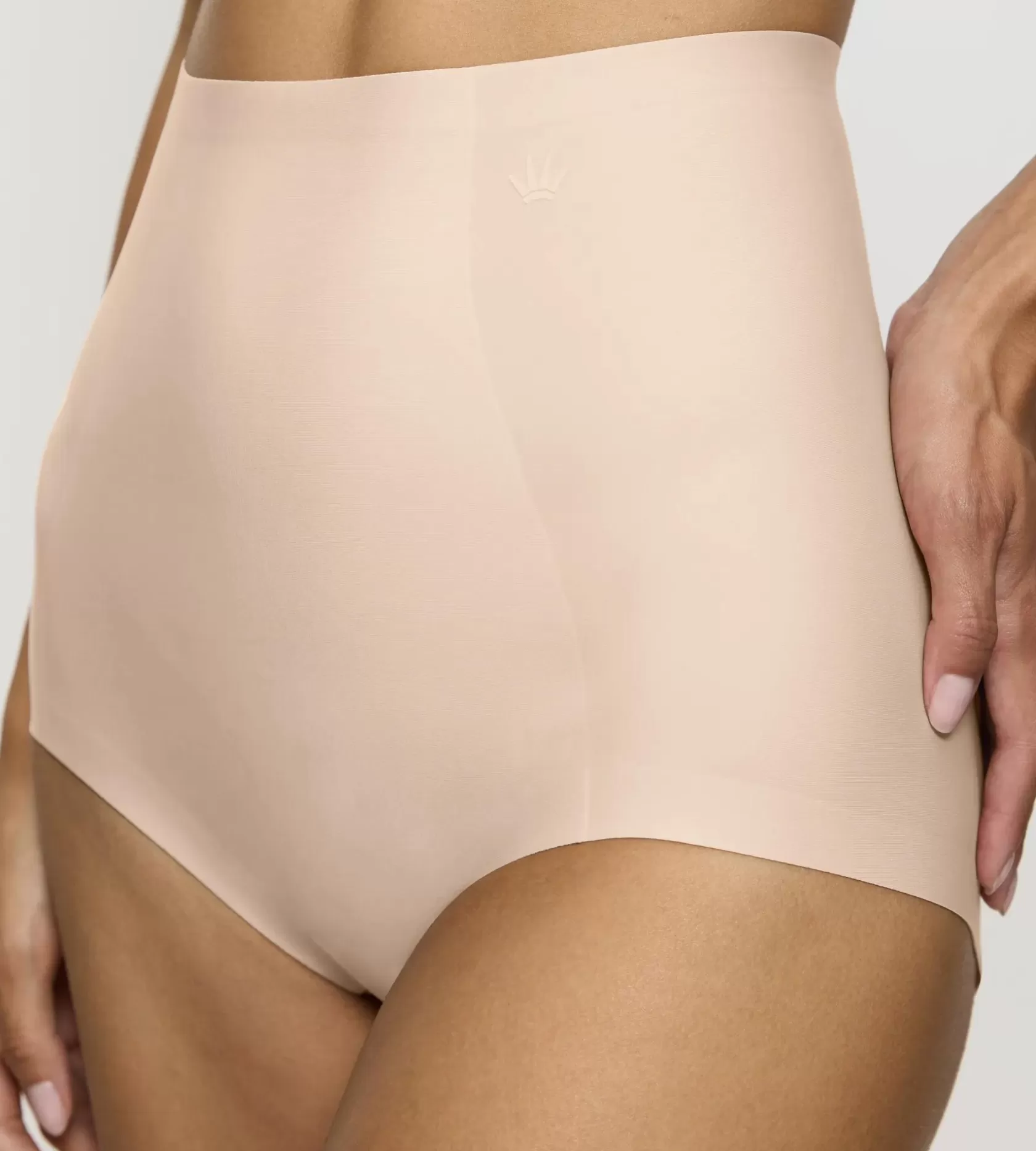 medium_shaping_series_7-2.webp Triumph MEDIUM SHAPING SERIES NudeBeige New