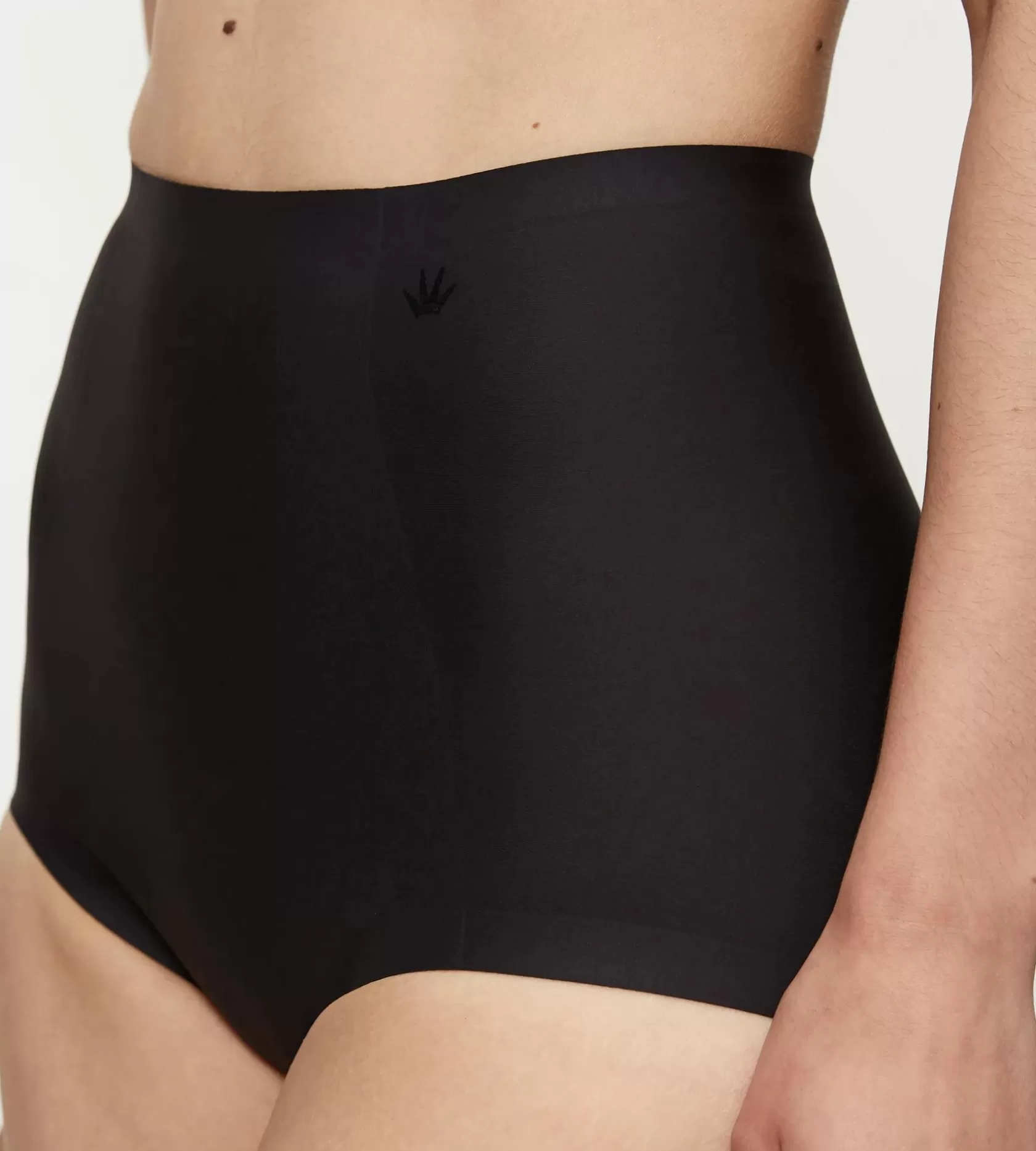 medium_shaping_series_7.webp Triumph MEDIUM SHAPING SERIES Black Best