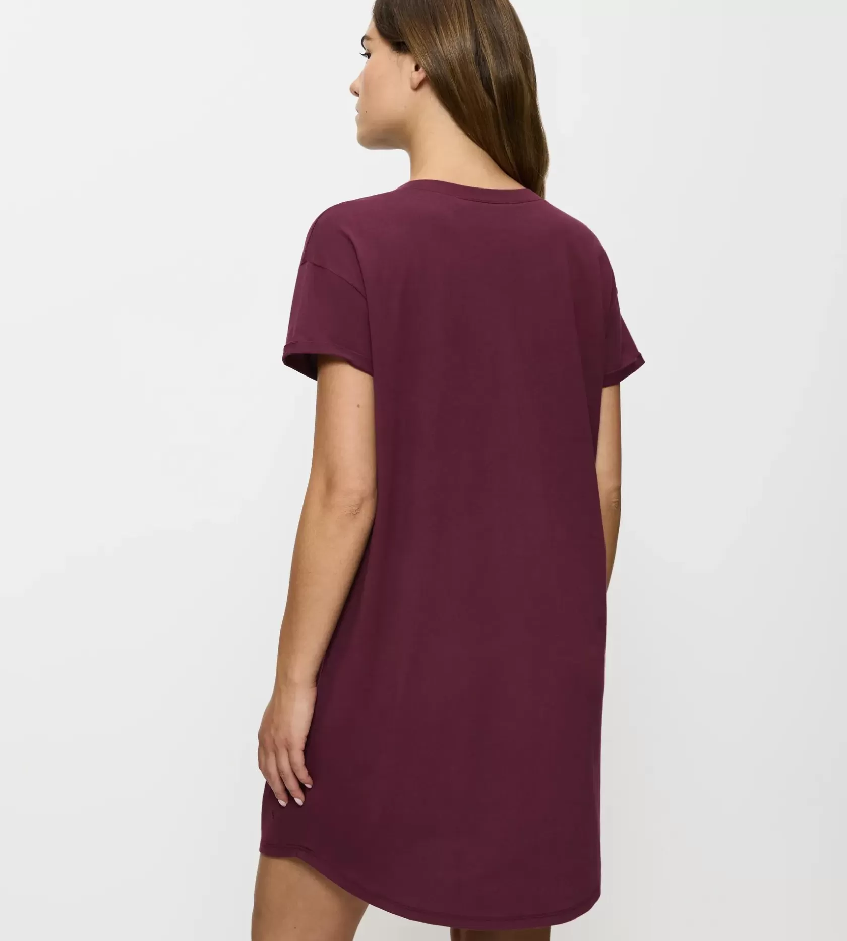 nightdresses_5-1.webp Triumph NIGHTDRESSES Burgundy Sale