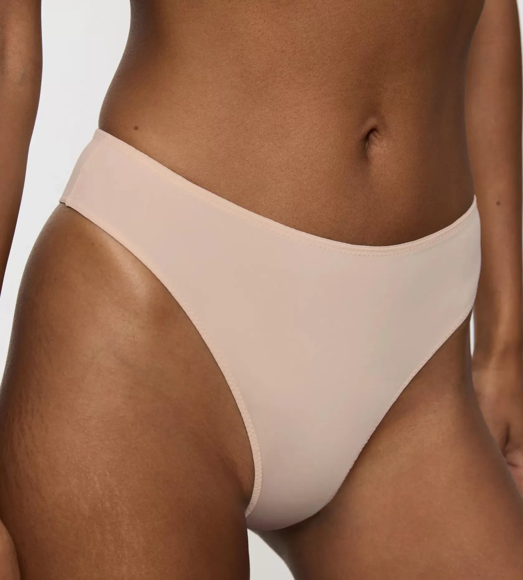 pure_micro_7-1.webp Triumph PURE MICRO CameoBeige Best