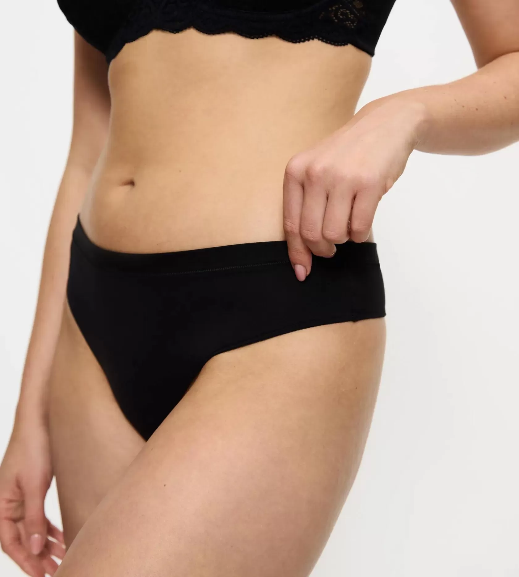 sense_of_modal_7-17.webp Triumph SENSE OF MODAL Black Flash Sale