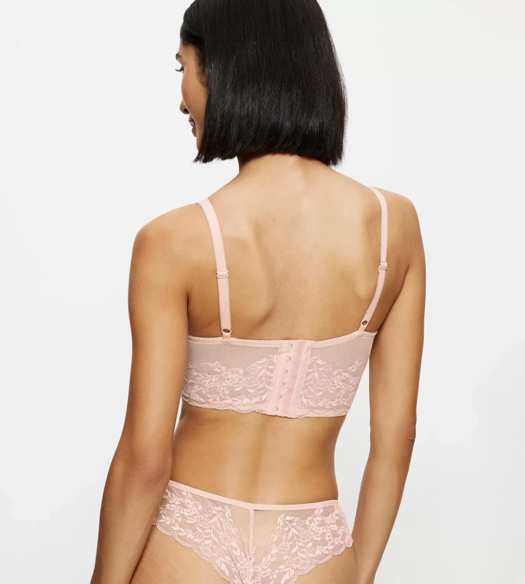 sensual_spotlight_5-4.webp Triumph SENSUAL SPOTLIGHT FoundationNude Discount