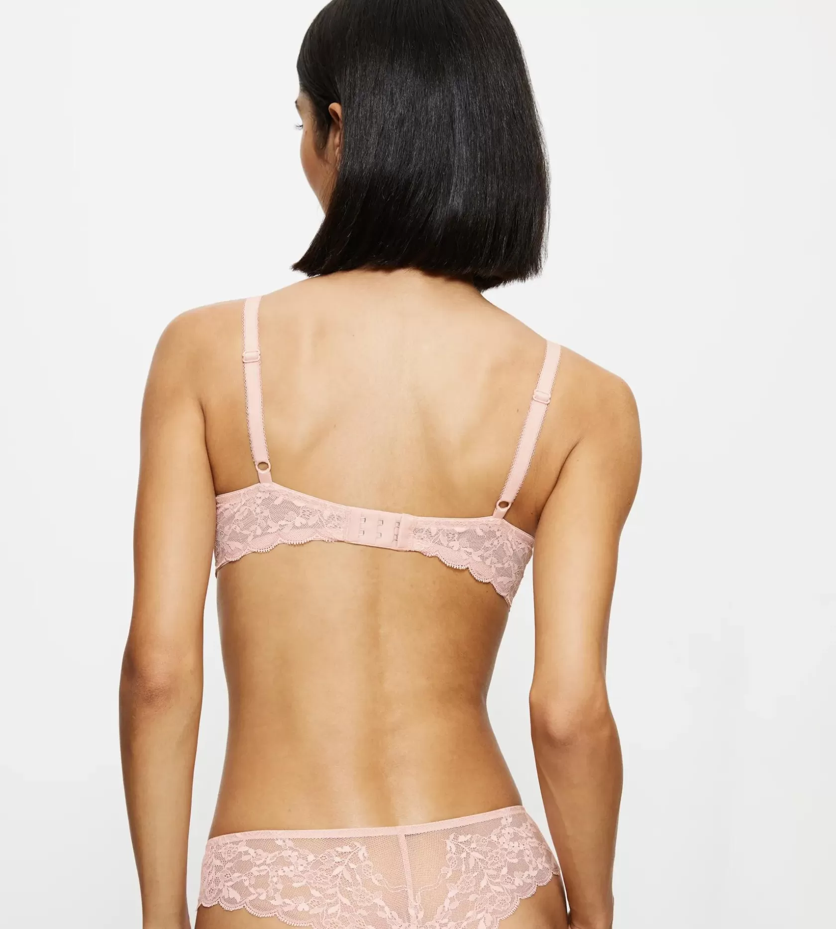 sensual_spotlight_5-8.webp Triumph SENSUAL SPOTLIGHT FoundationNude Shop