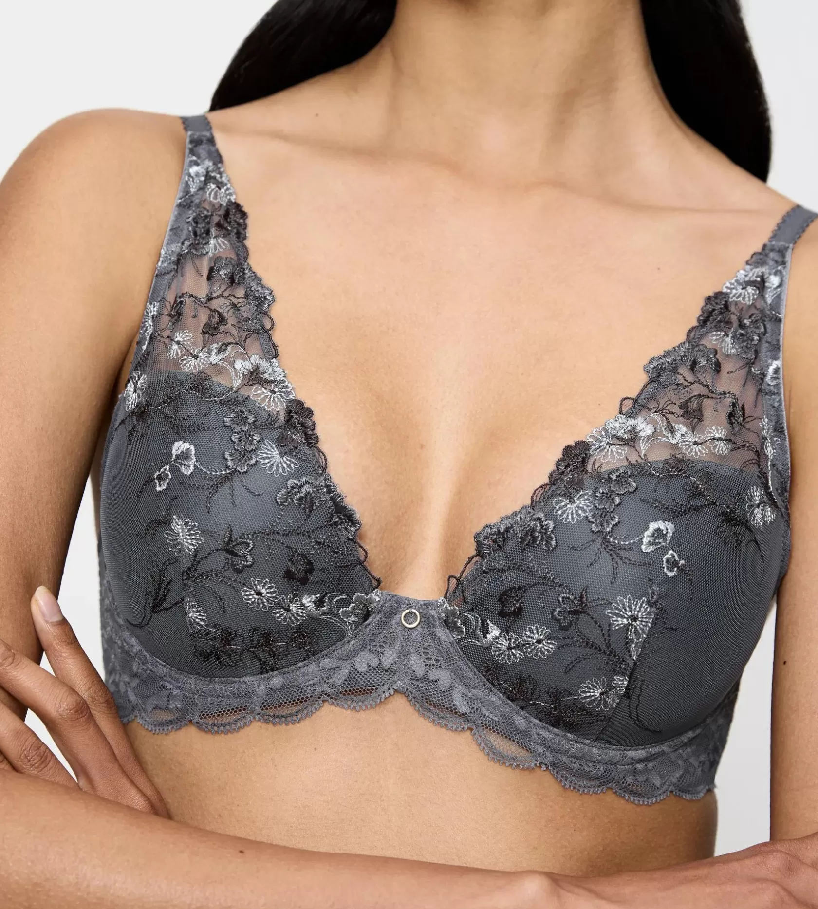 sensual_spotlight_7-5.webp Triumph SENSUAL SPOTLIGHT PebbleGrey Best