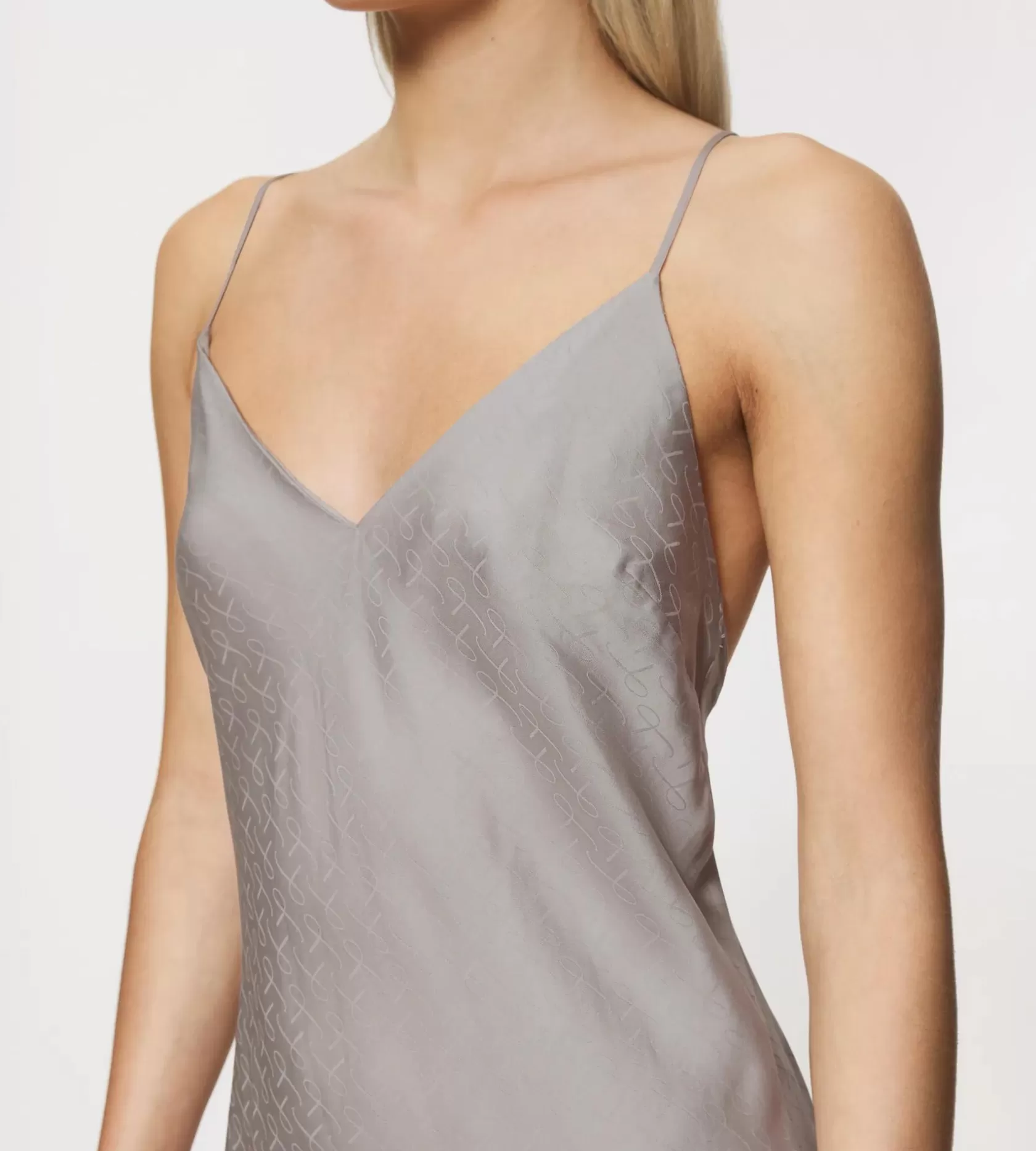 silky_sensuality_7-10.webp Triumph SILKY SENSUALITY Silentgrey Clearance