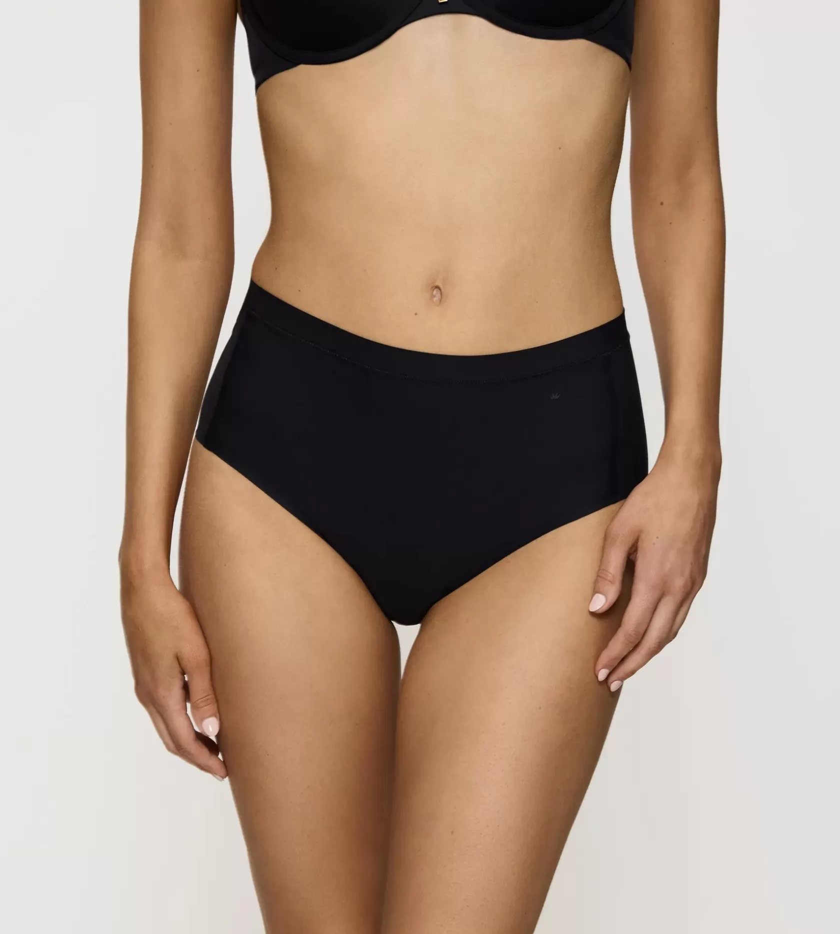 Triumph SMART MICRO Black New