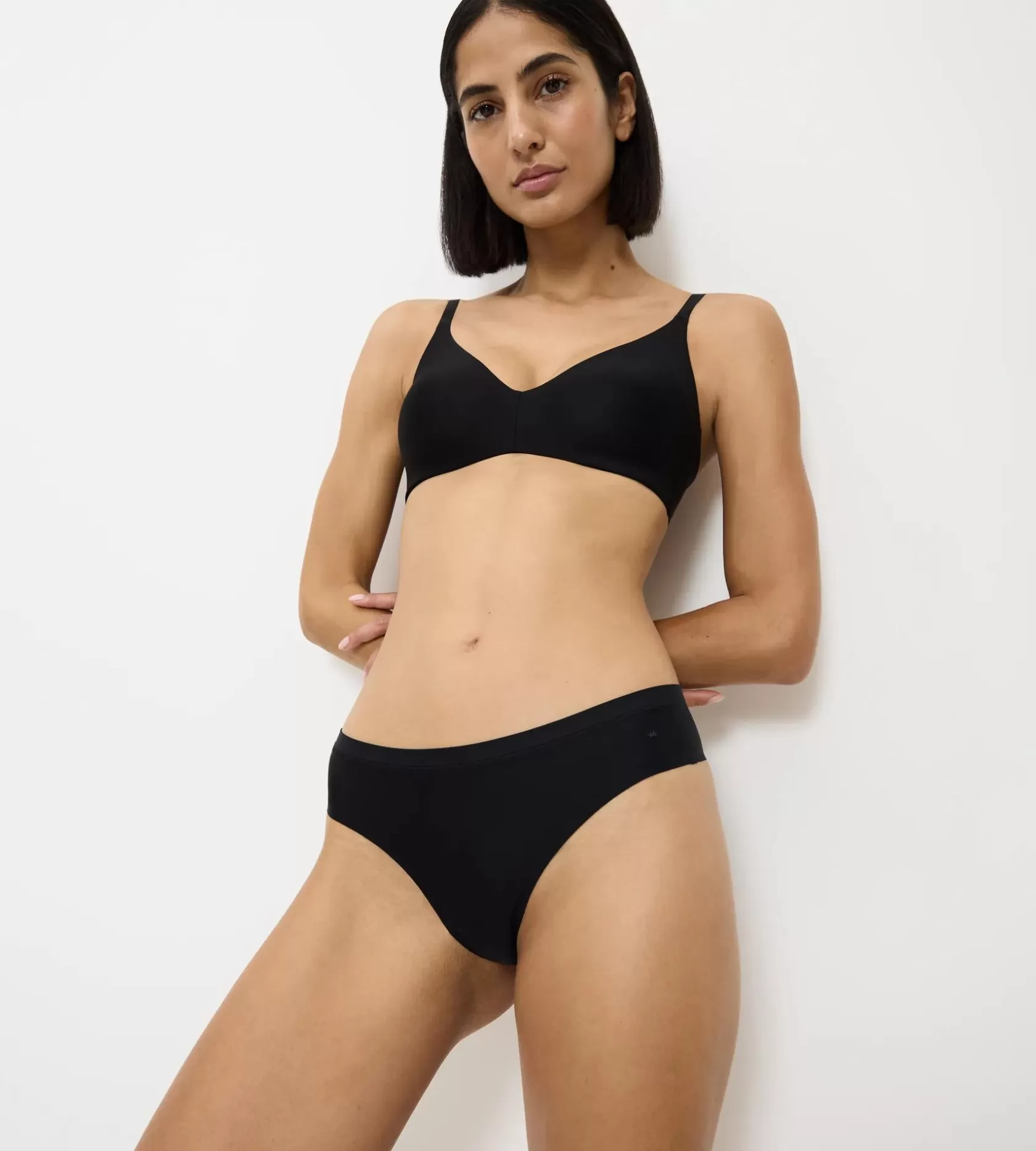 smart_micro_7-11.webp Triumph SMART MICRO Black Store