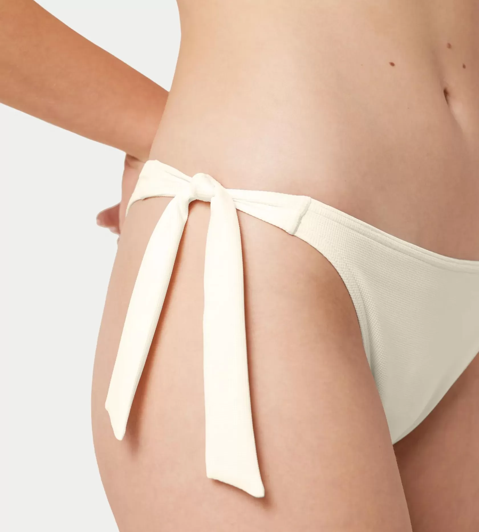 summer_glow_7-4.webp Triumph SUMMER GLOW EcruWhite Discount