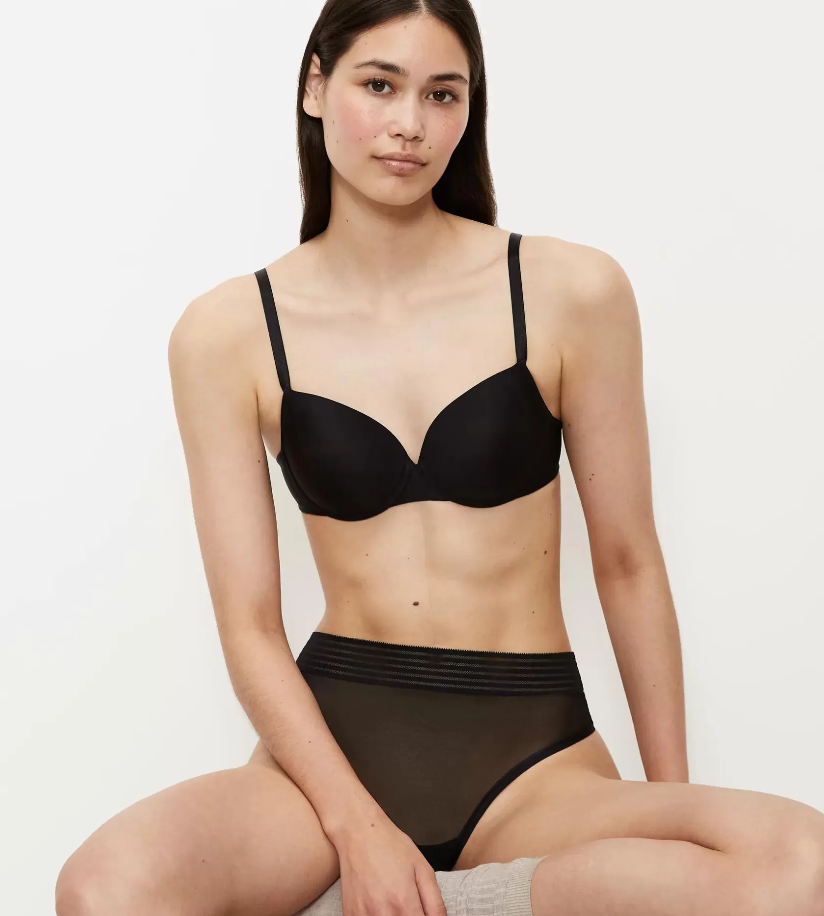 tempting_sheer_6-12.webp Triumph TEMPTING SHEER Black Best