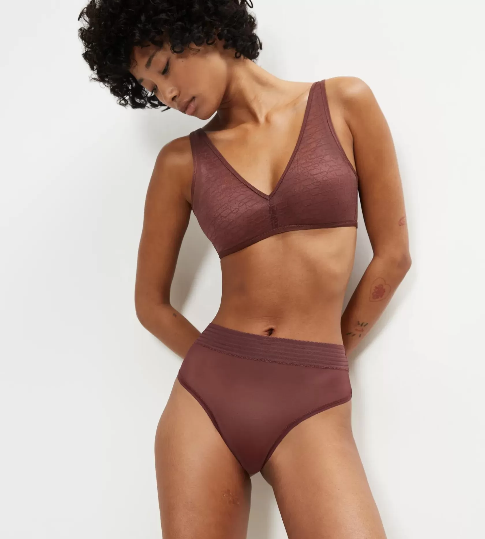 tempting_sheer_6-9.webp Triumph TEMPTING SHEER Decadentchocolate Store