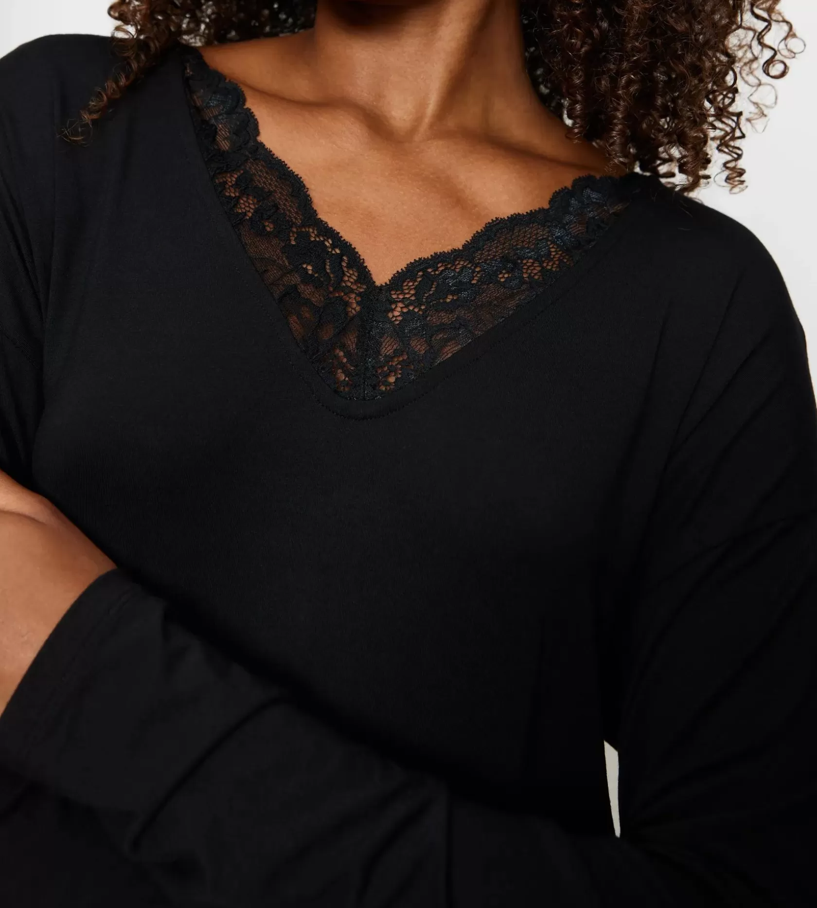 timeless_sensuality_7-4.webp Triumph TIMELESS SENSUALITY Black Discount