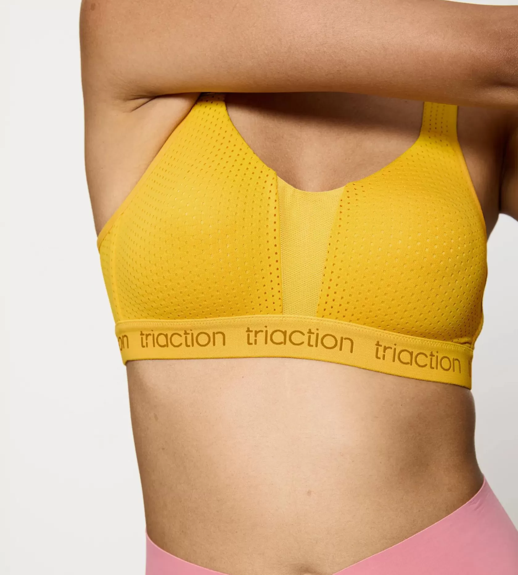 triaction_energy_lite_8.webp Triumph TRIACTION ENERGY LITE Buttercup Discount