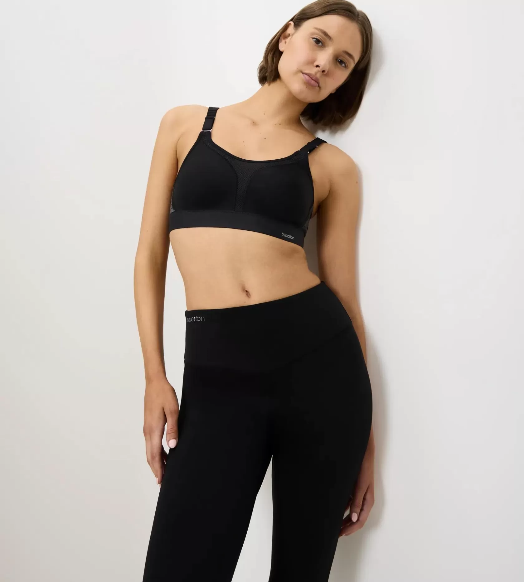 triaction_extreme_lite_6-2.webp Triumph TRIACTION EXTREME LITE Black Shop