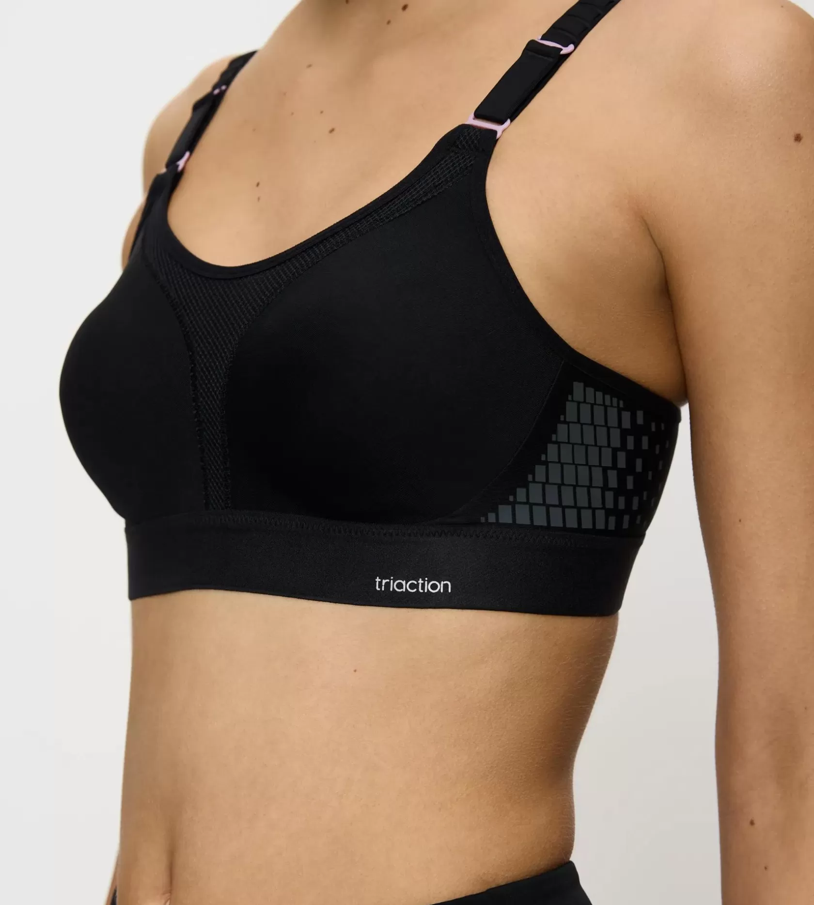 triaction_extreme_lite_7-2.webp Triumph TRIACTION EXTREME LITE Black Shop