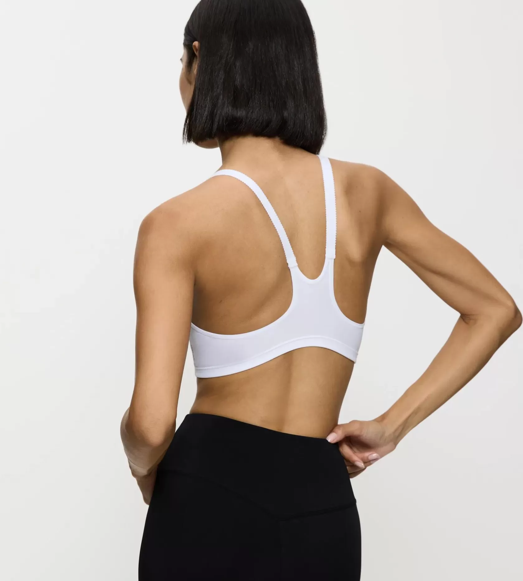 triaction_fitness_5.webp Triumph TRIACTION FITNESS White Discount