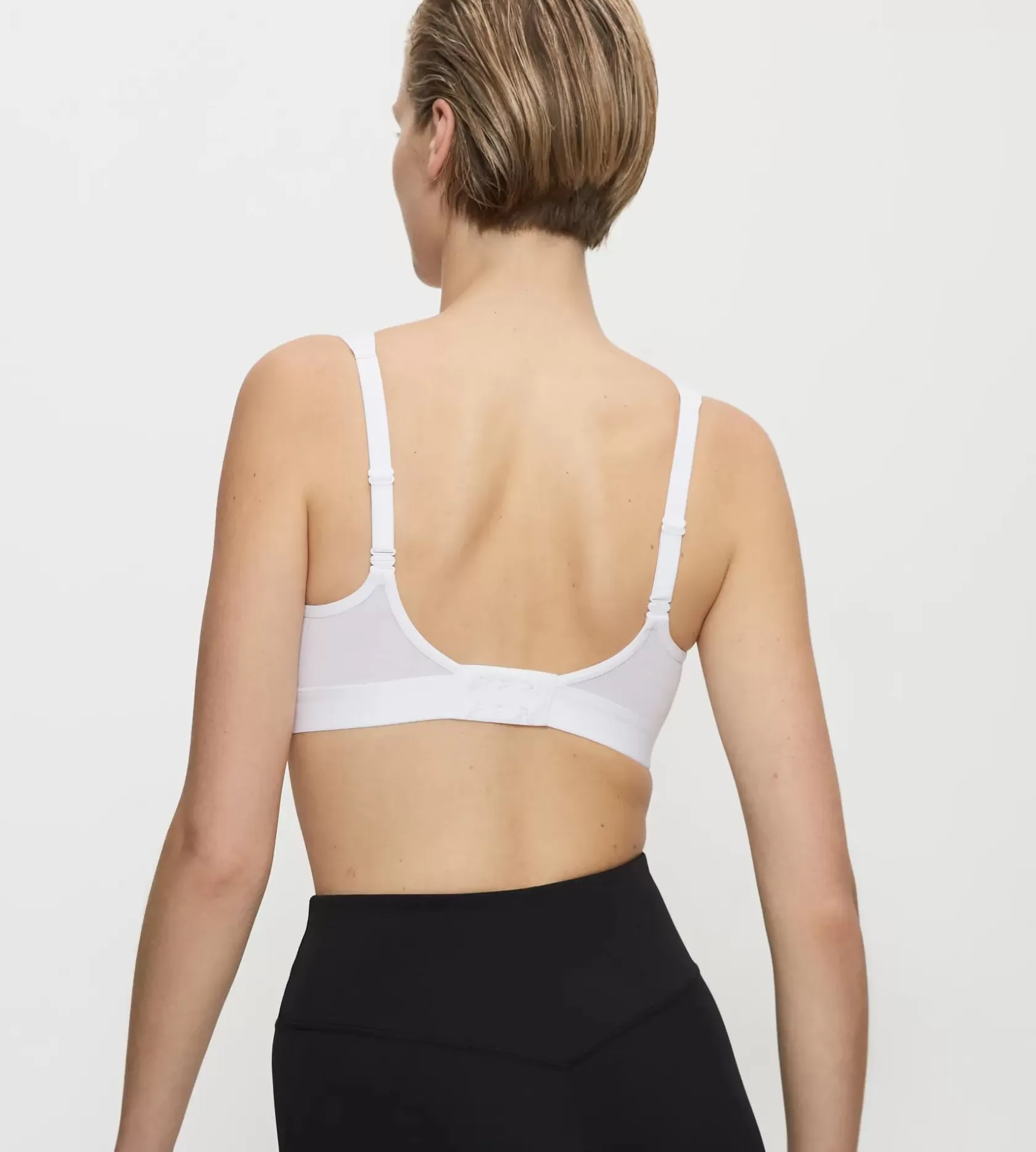 triaction_gravity_lite_6-1.webp Triumph TRIACTION GRAVITY LITE White New