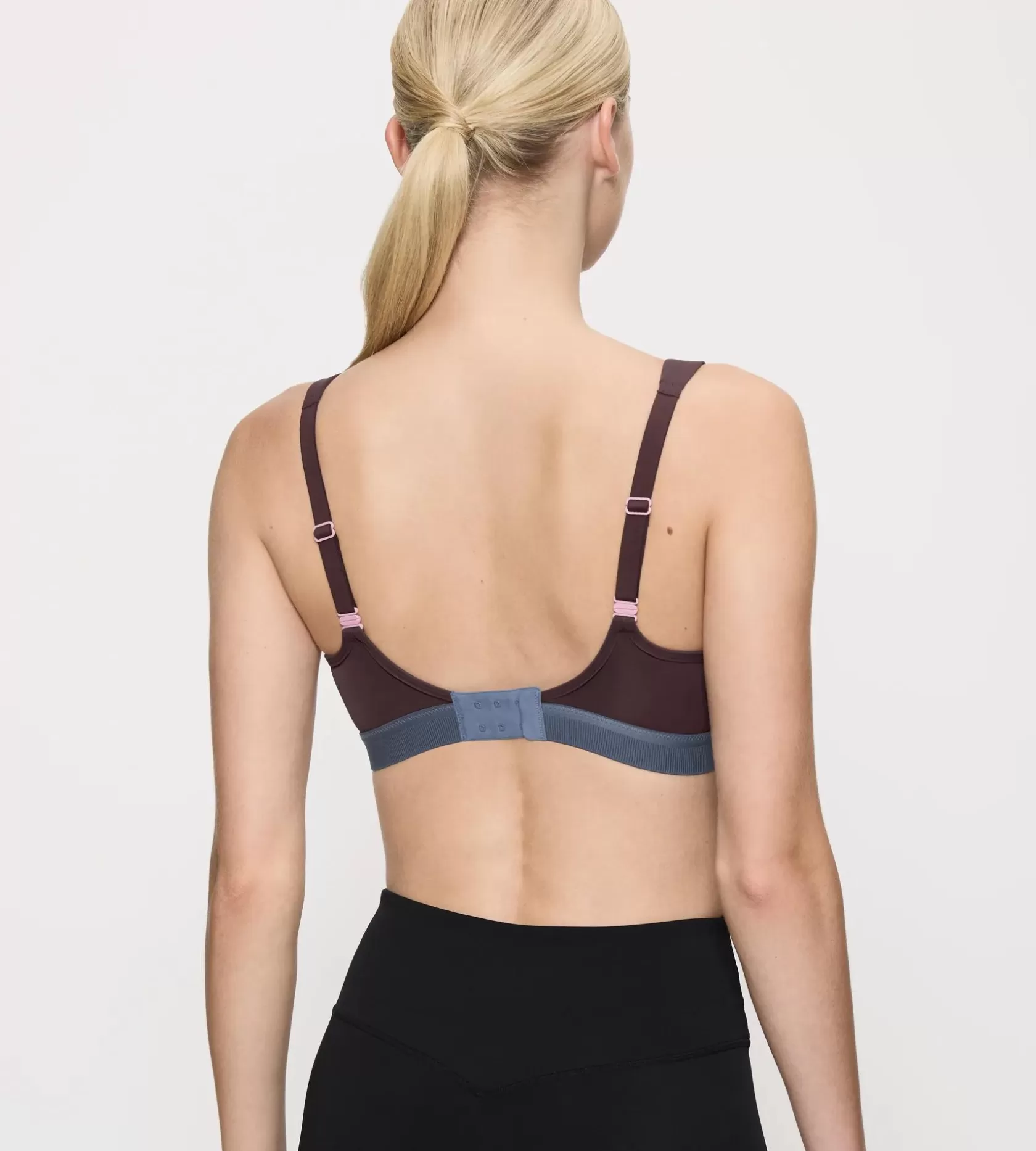 triaction_gravity_lite_6-2.webp Triumph TRIACTION GRAVITY LITE Burgundy Clearance