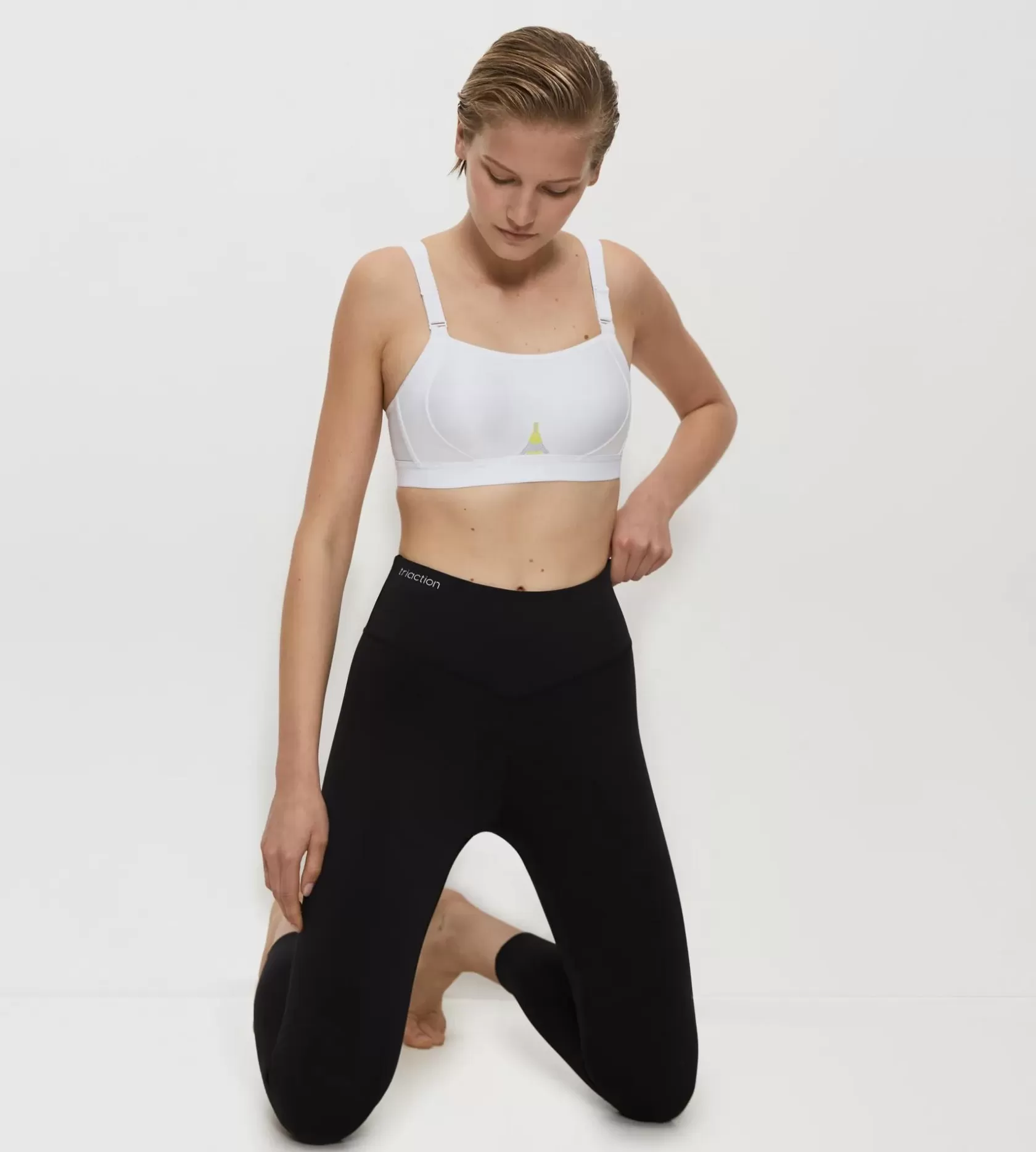 triaction_gravity_lite_7-1.webp Triumph TRIACTION GRAVITY LITE White New