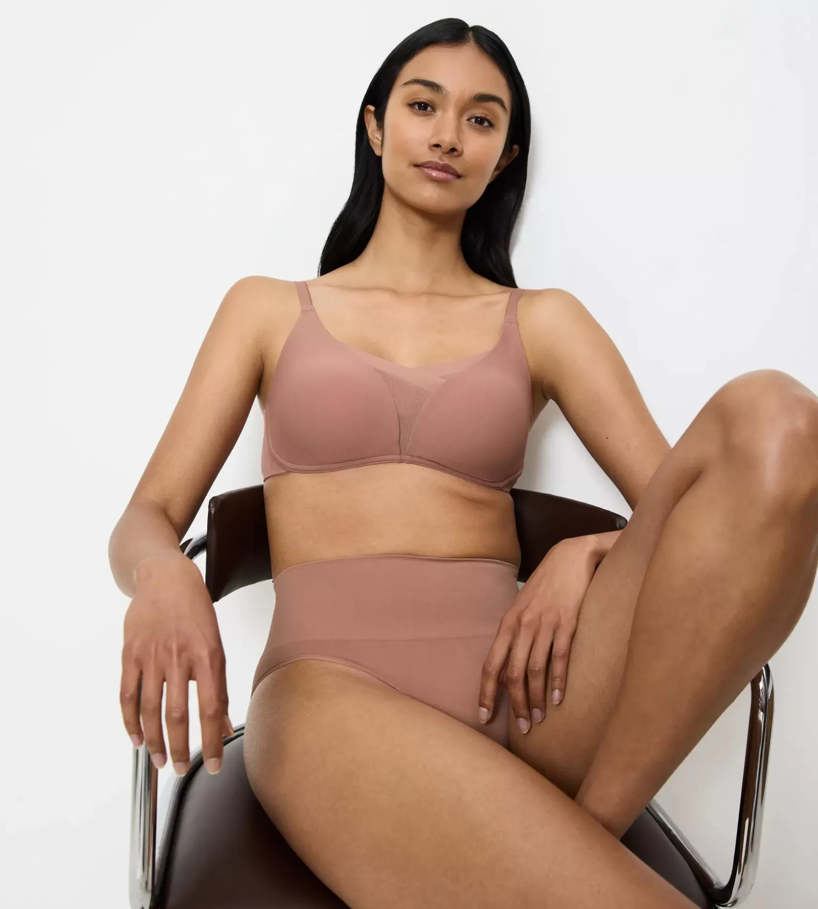 triumph_shape_smart_6-17.webp Triumph SHAPE SMART Toastedalmond Shop