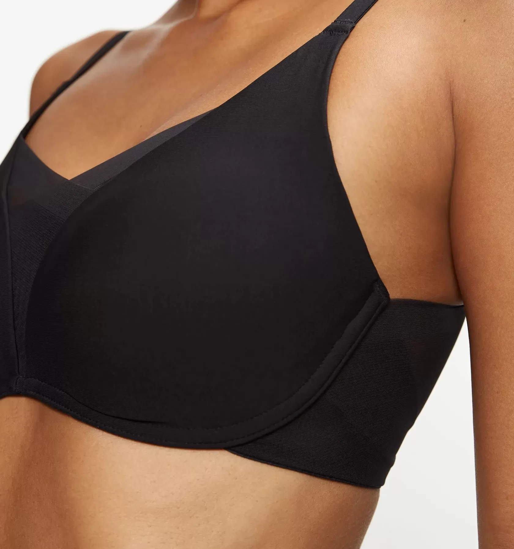 triumph_shape_smart_7-21.webp Triumph SHAPE SMART Black Shop