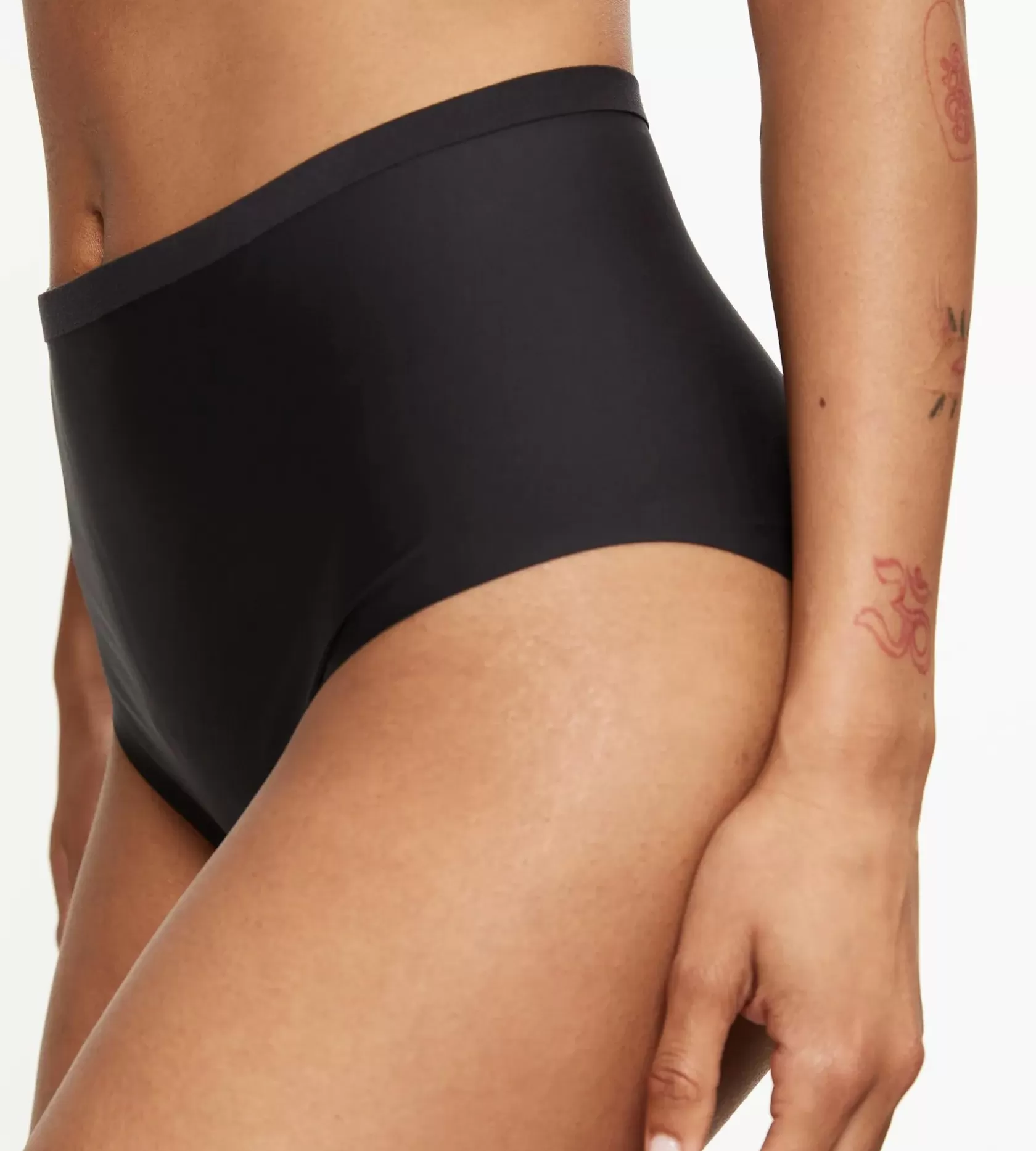 triumph_shape_smart_7-6.webp Triumph SHAPE SMART Black Clearance